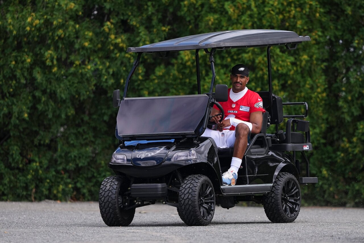 Jalen Hurts threw more interceptions at Eagles training camp: Why it could actually be a good thing