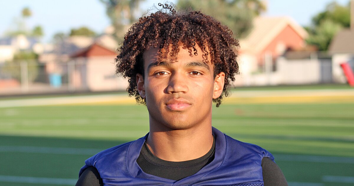 Marana (Ariz.) football star Sean Roebuck Jr. seriously injured in automobile accident