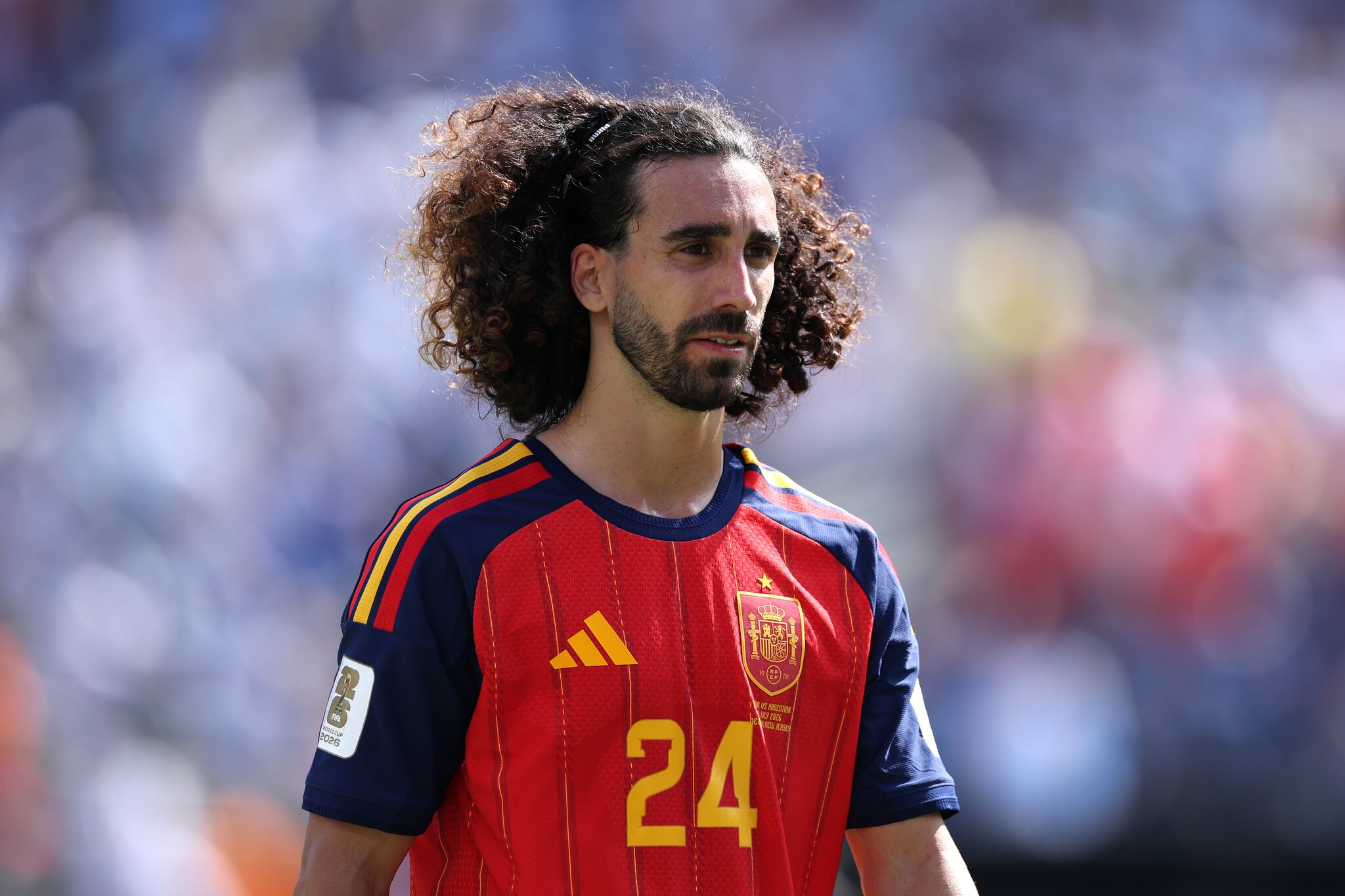 😮 From scapegoat to fan favourite: Cucurella with another classy act