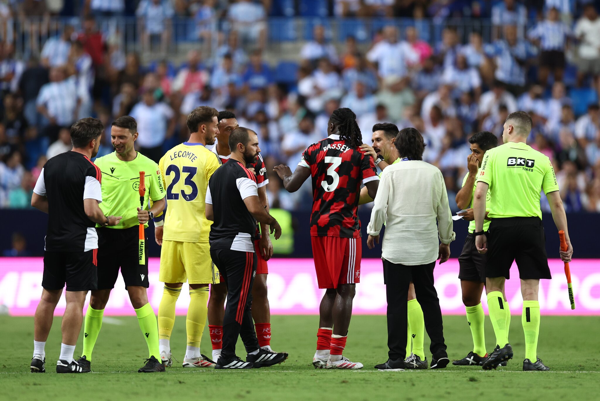 🎥 Arbeloa sent off; pens without a keeper... Málaga-Fulham 🫠