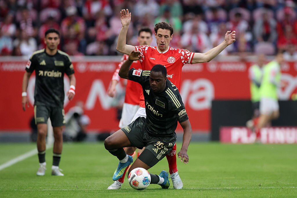 Record signing for Bundesliga club! Reports: 5-goal striker joins for €24m