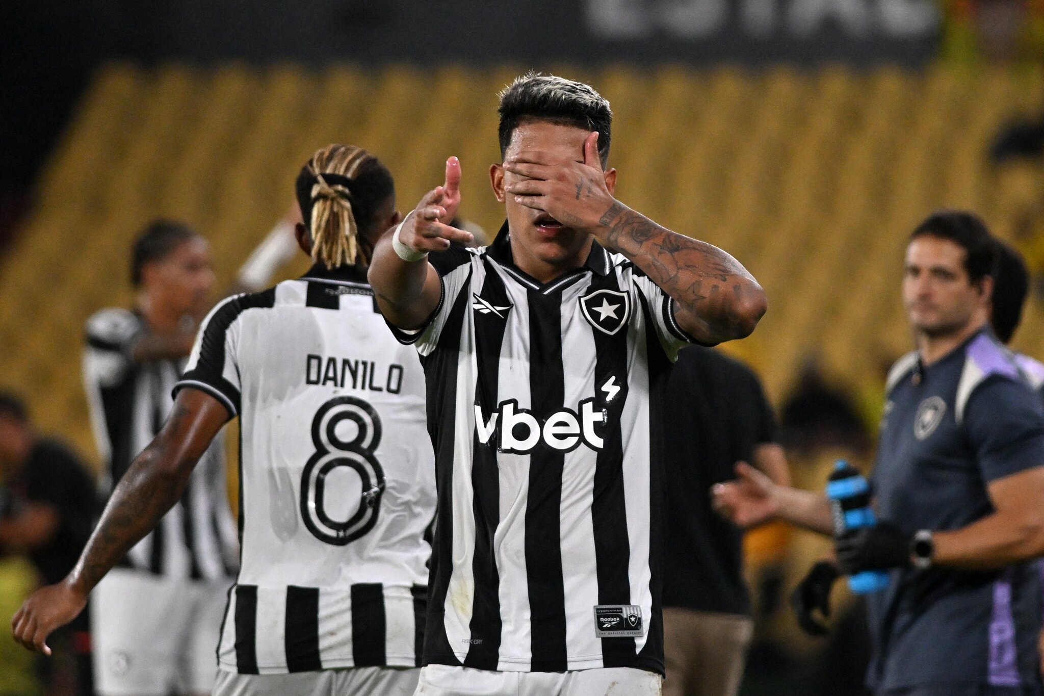 🛒 Matheus Martins 'holds up' Botafogo exit to Russian club: why