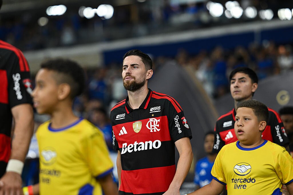 How did it stay out? Jorginho's incredible save in Fla 🆚 Cruzeiro 🎥