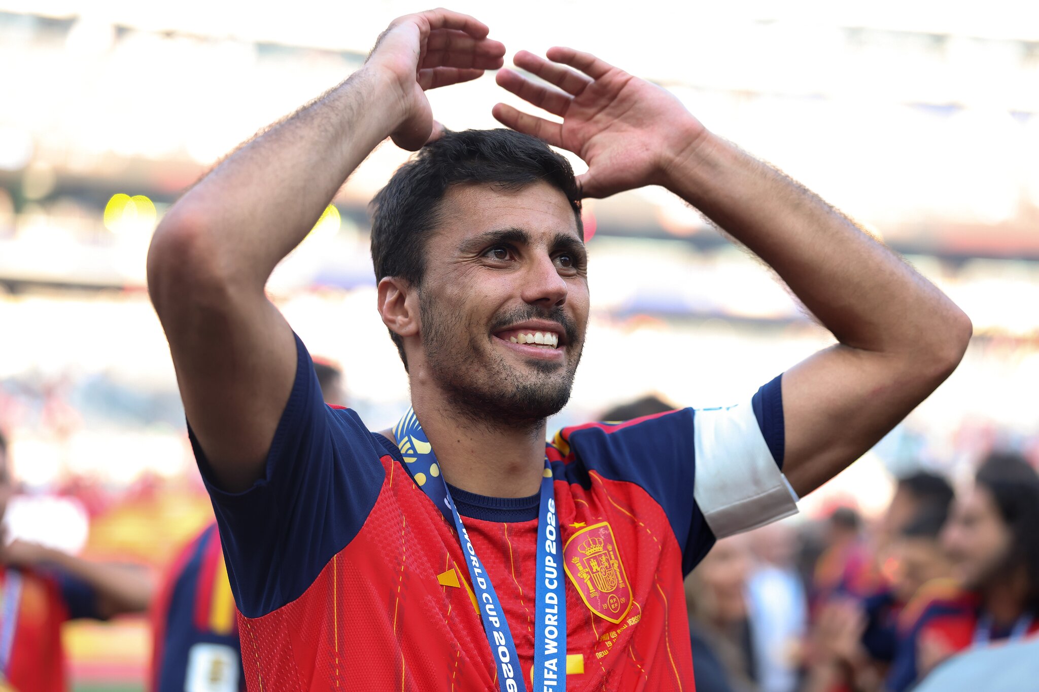 SPORT. Hansi Flick steps in: calls Rodri to join Barça