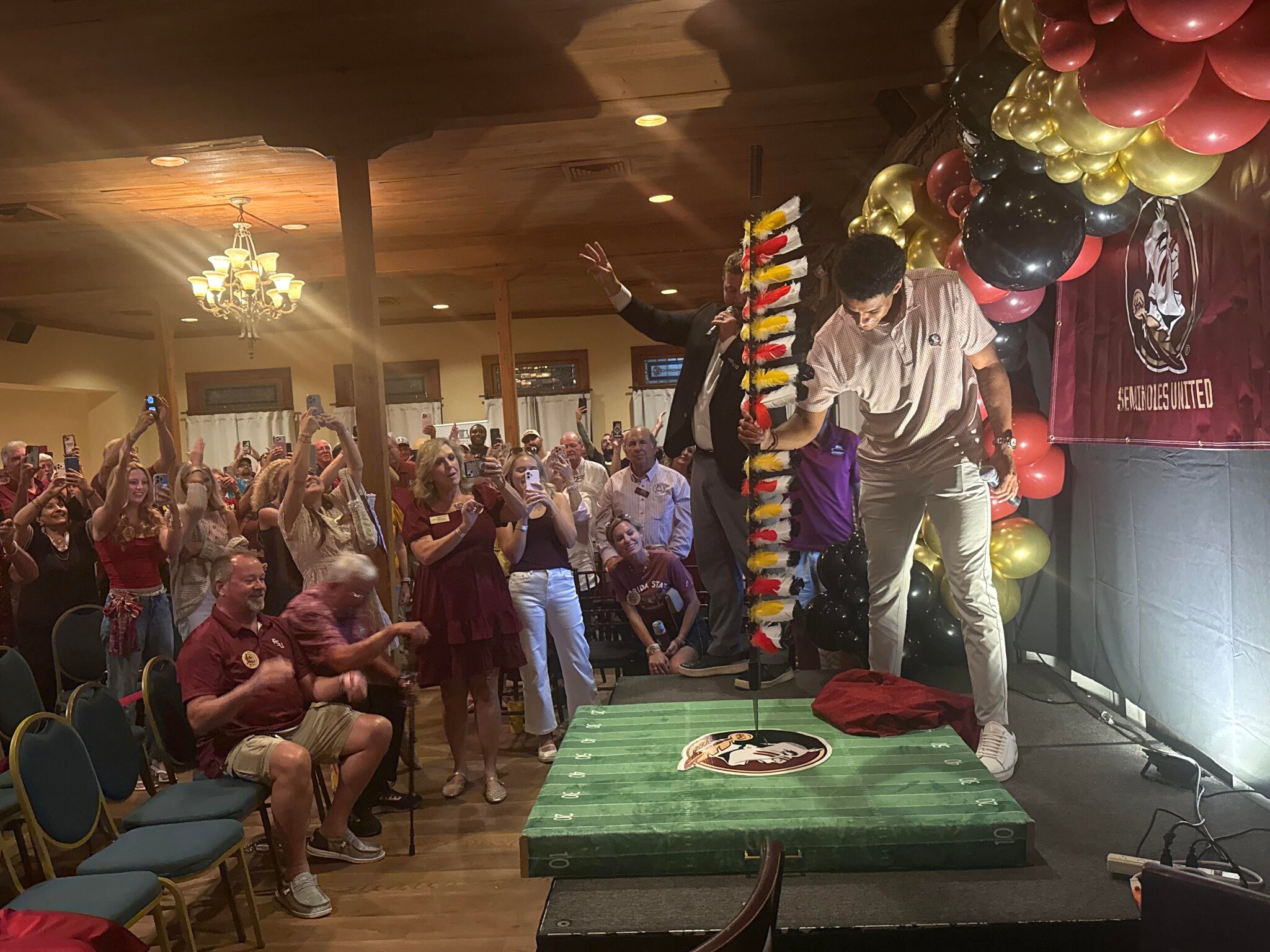 Former FSU QB Jordan Travis shines in new role at Pensacola booster event