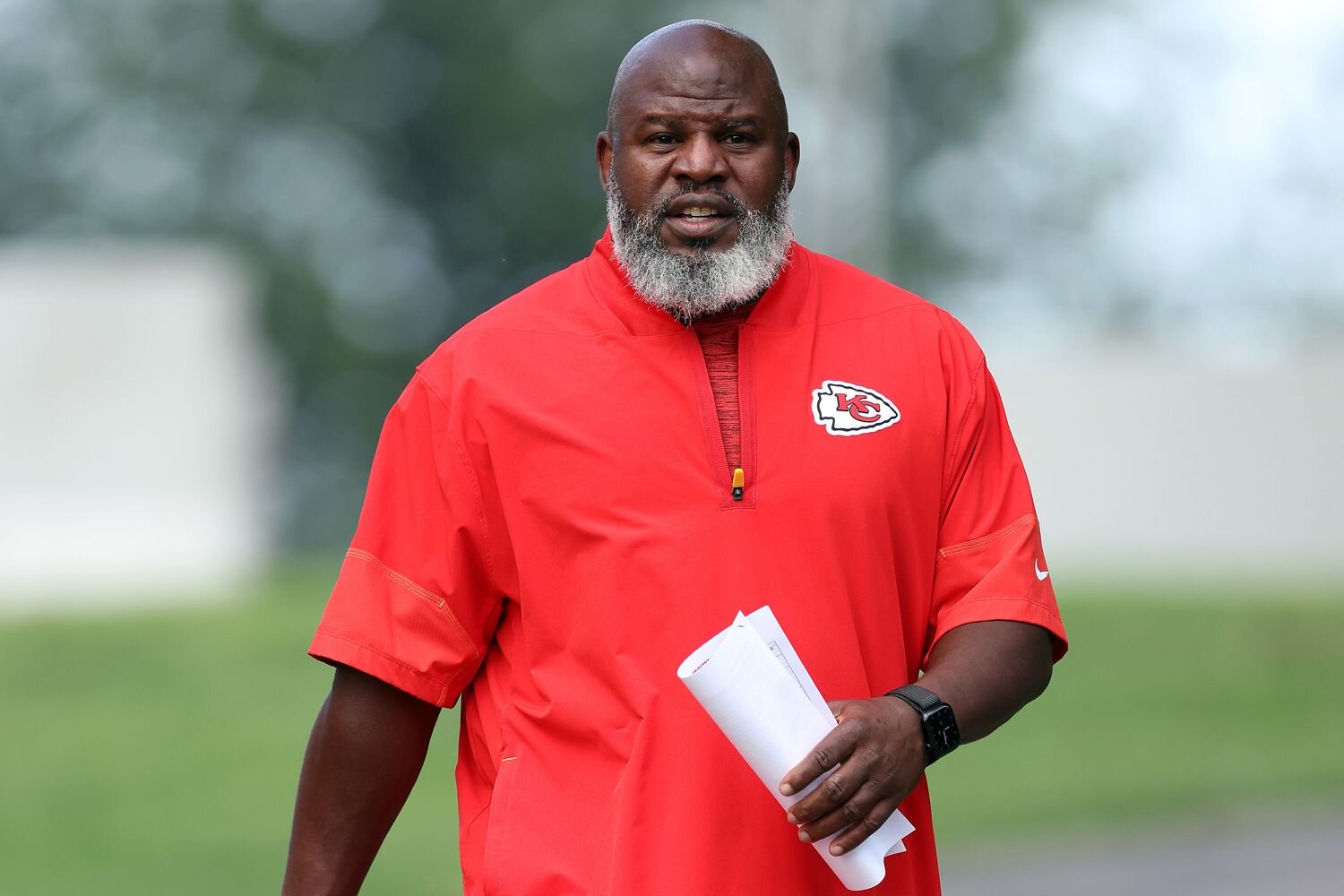 Chiefs Coach Eric Bieniemy ‘Reaching Out More’ to Team as Wife Mia Recovers After Shooting
