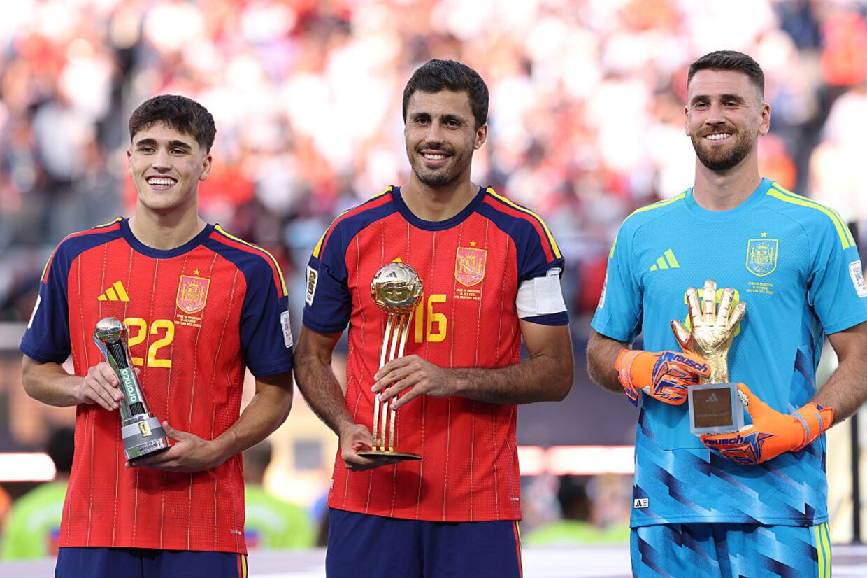 Real Madrid begin talks to sign Rodri