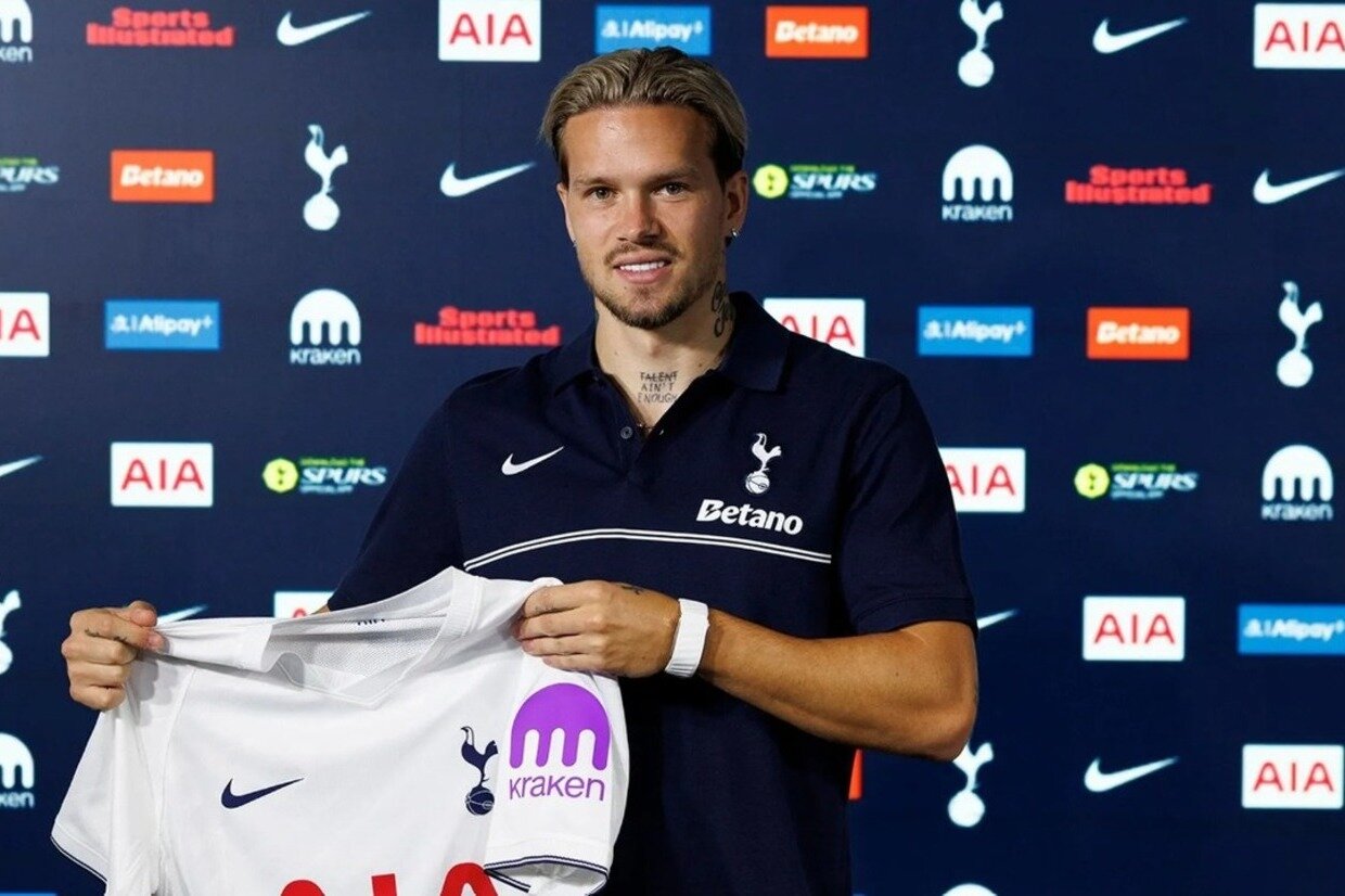 Mykhailo Mudryk joins Tottenham on loan from Chelsea