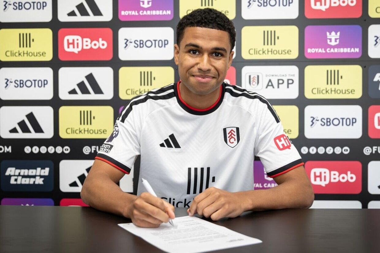 Fulham announce signing of Shea Charles from Southampton
