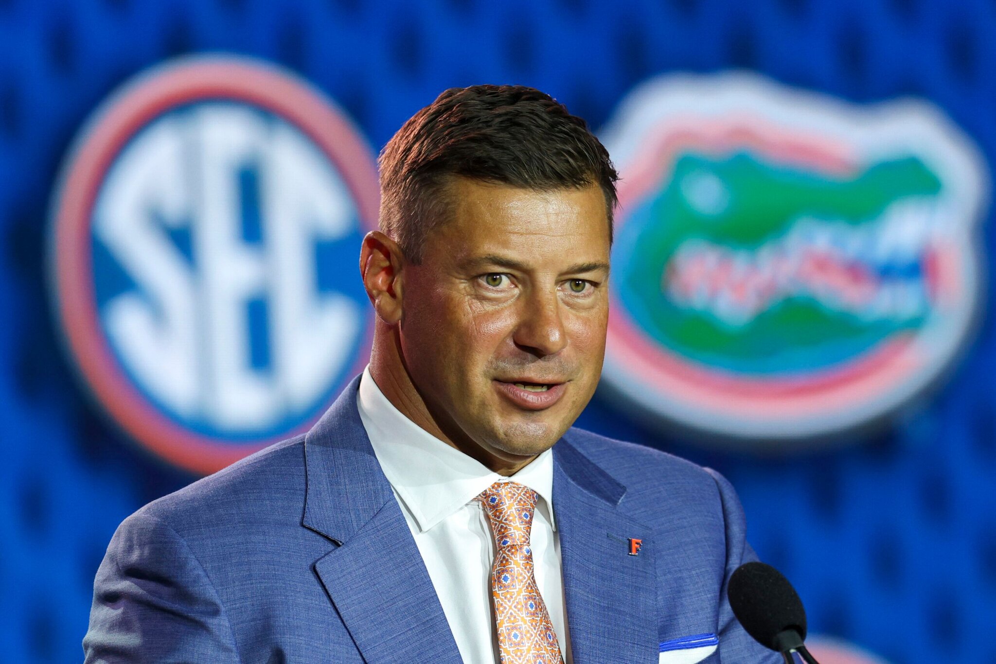 Florida Head Coach Jon Sumrall Takes Hilarious Shot at ESPN’s Dan Orlovsky After Viral Pedicure Comments