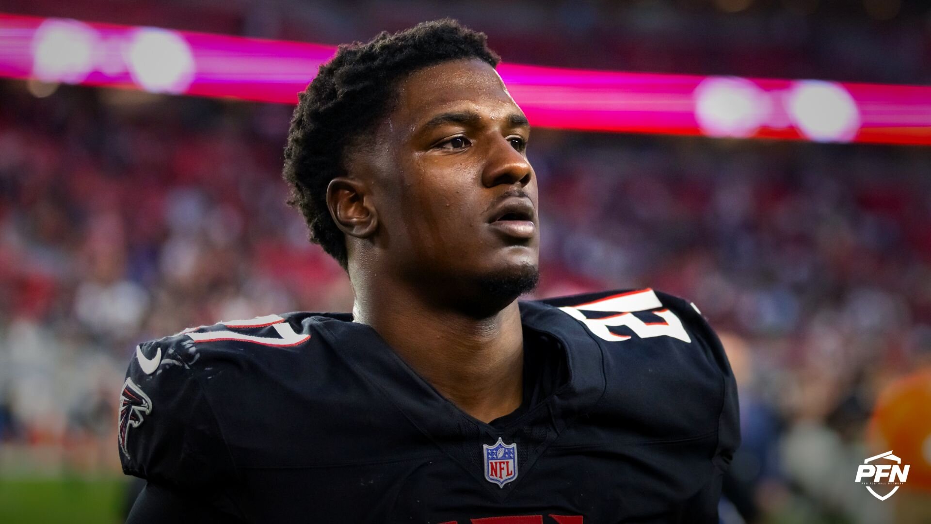 Shouldn’t Even Be Playing This Season’ — NFL World Reacts to League Handing Lengthy Suspension for Falcons’ James Pearce Jr.