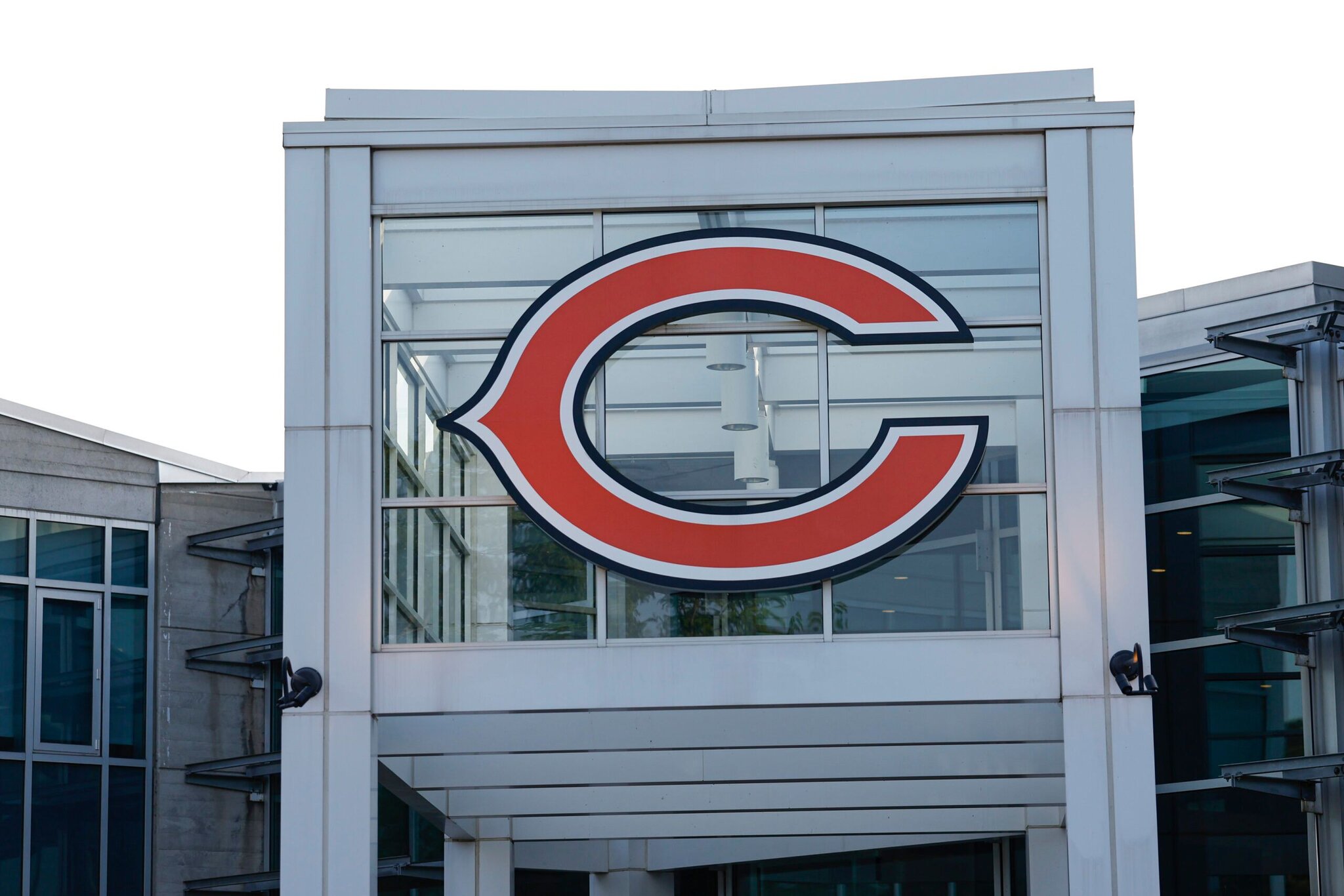 Would Suck,’ ‘Holy Fake News’ — NFL Fans Make Feelings Clear on Chicago Bears’ Rumored Name Change