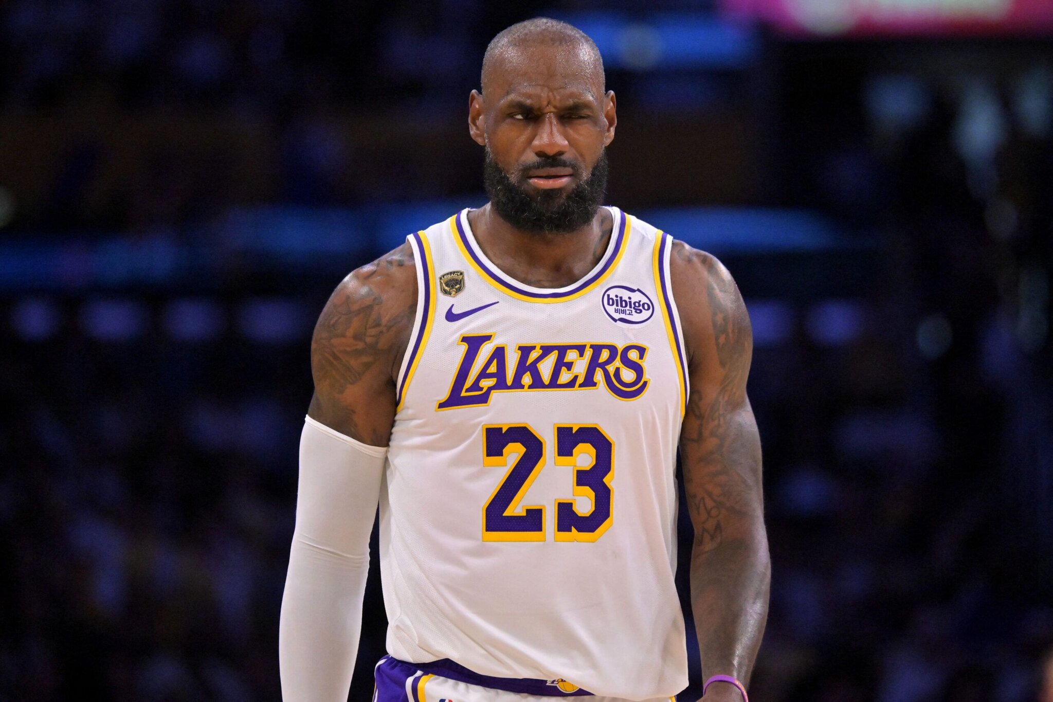 He Stuck Around Too Long’ – NBA GM Issues Harsh Reality Check on LeBron James’ 76ers Move