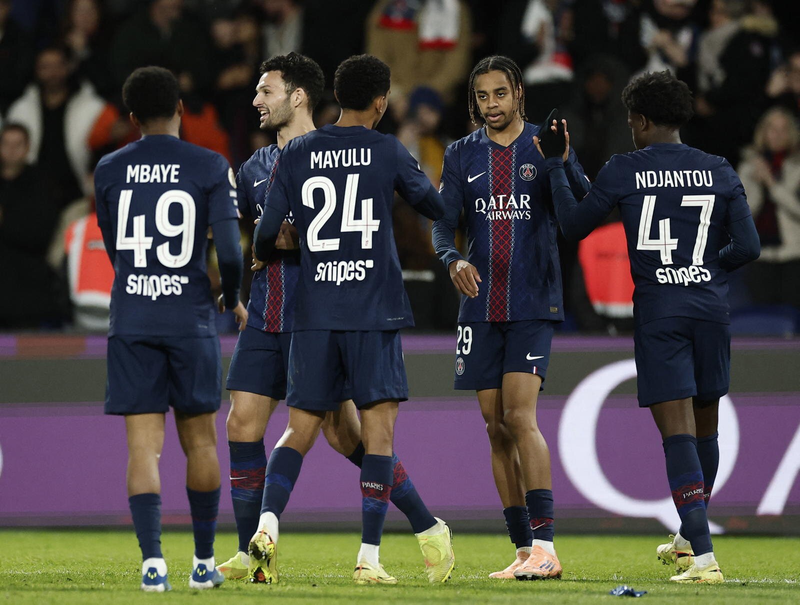 PSG Pursue Versatile Defender to Back Up Achraf Hakimi