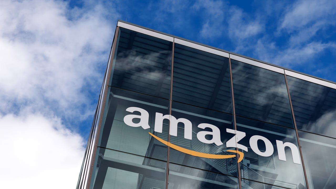 Amazon stock hits $3 trillion market cap on Q2 cloud earnings