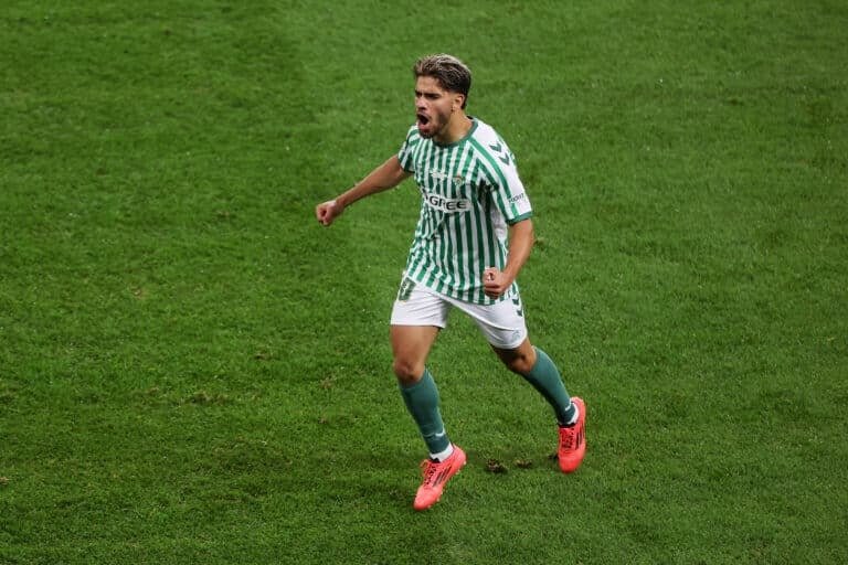 Roma advance rapidly in talks for Ezzalzouli