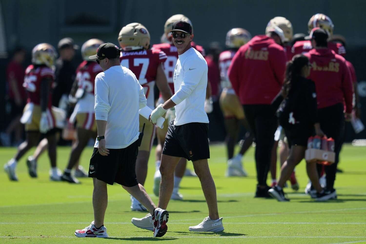 49ers' Kyle Shanahan remains active as an observer, has yet to miss a practice