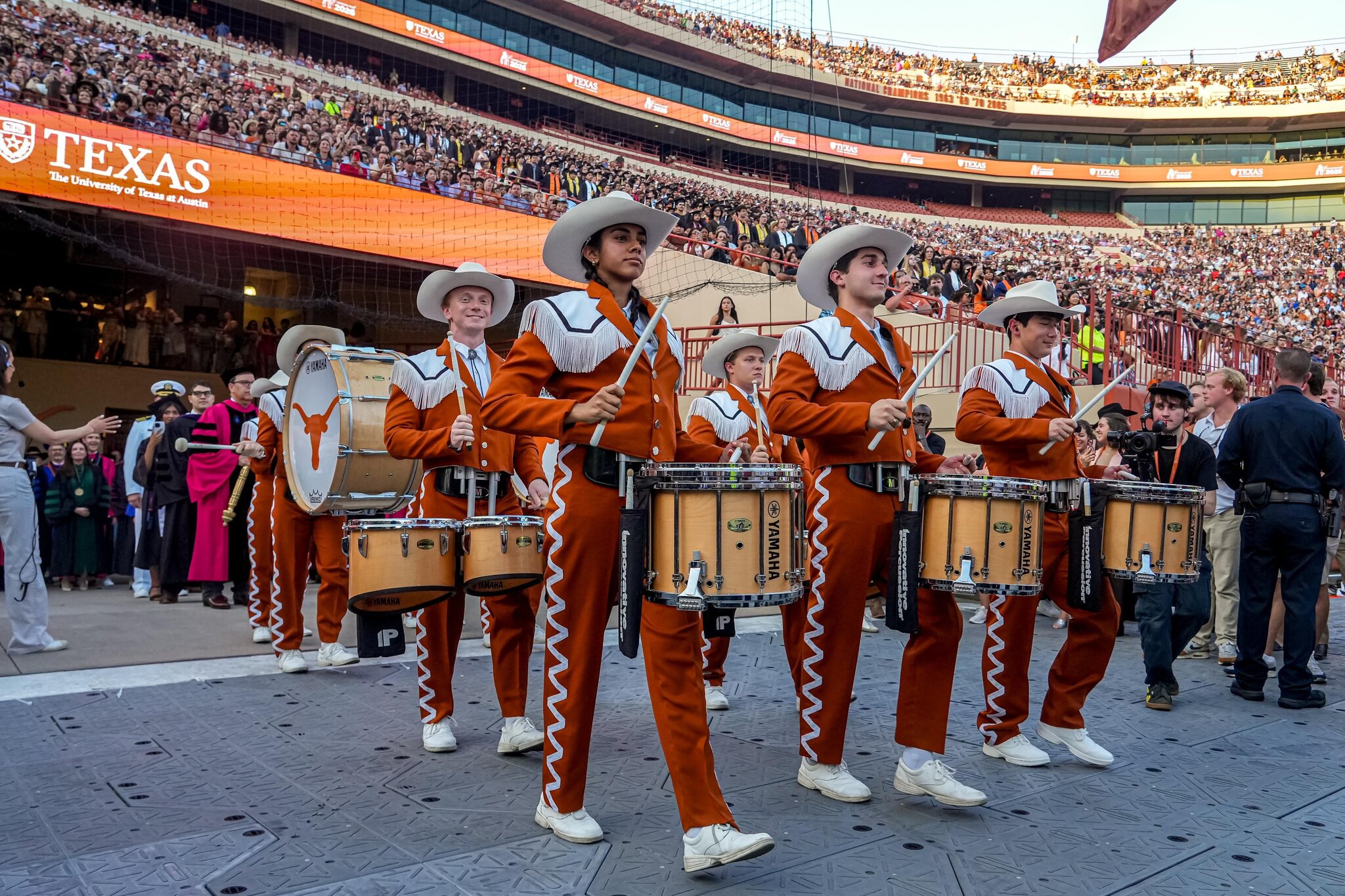 Longhorns Daily News: As expected, Texas football sells out for all 2026 home games