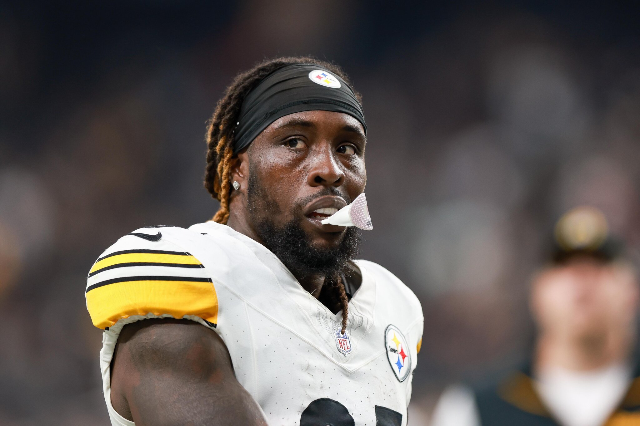 Ravens sign veteran running back Jonathan Ward