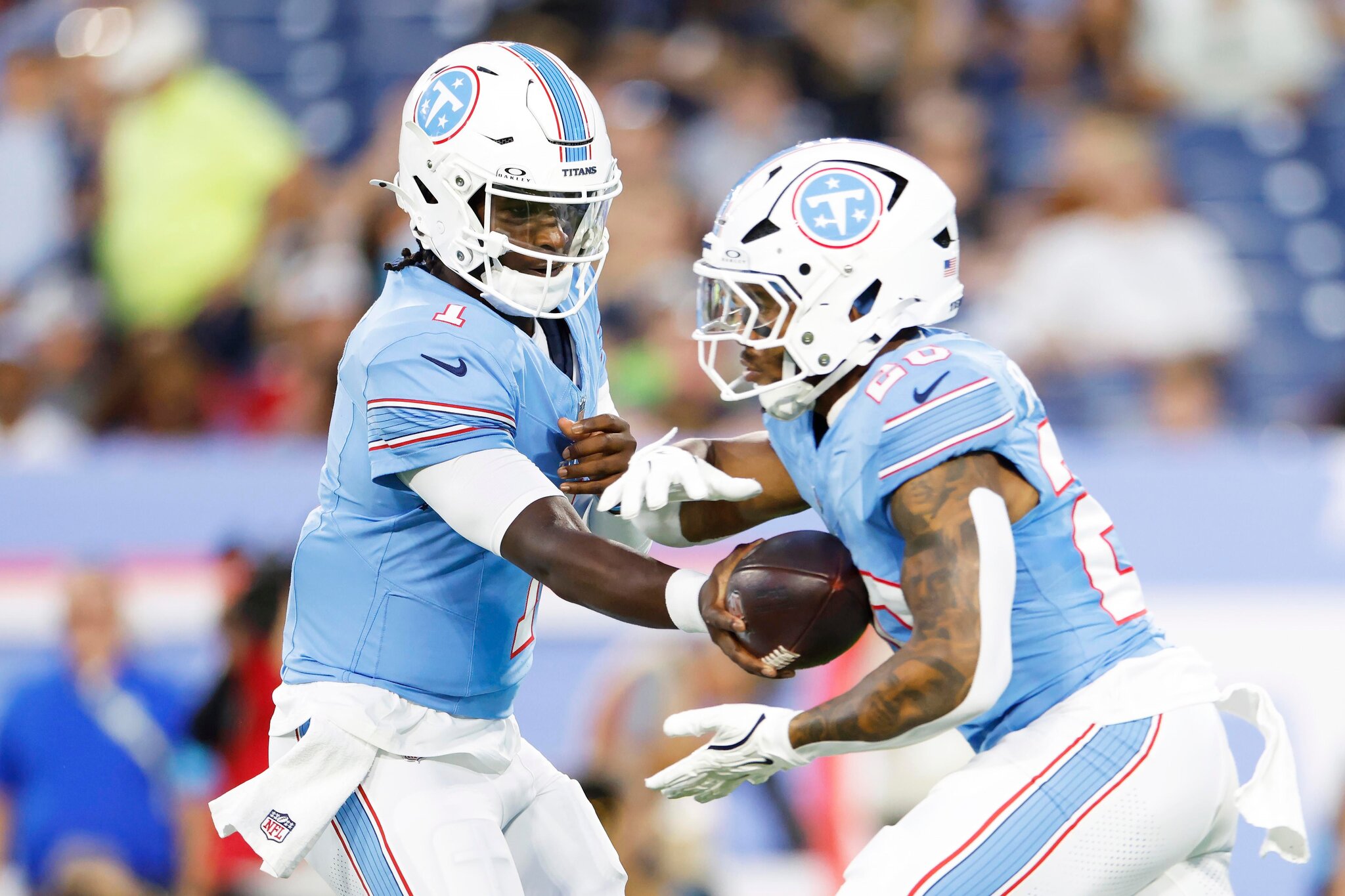 Tennessee Titans news: Training camp battles continue to heat up