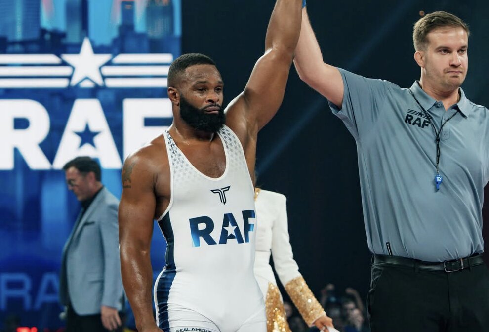 Former UFC champion Tyron Woodley ends eight-year win drought with wild RAF 12 comeback