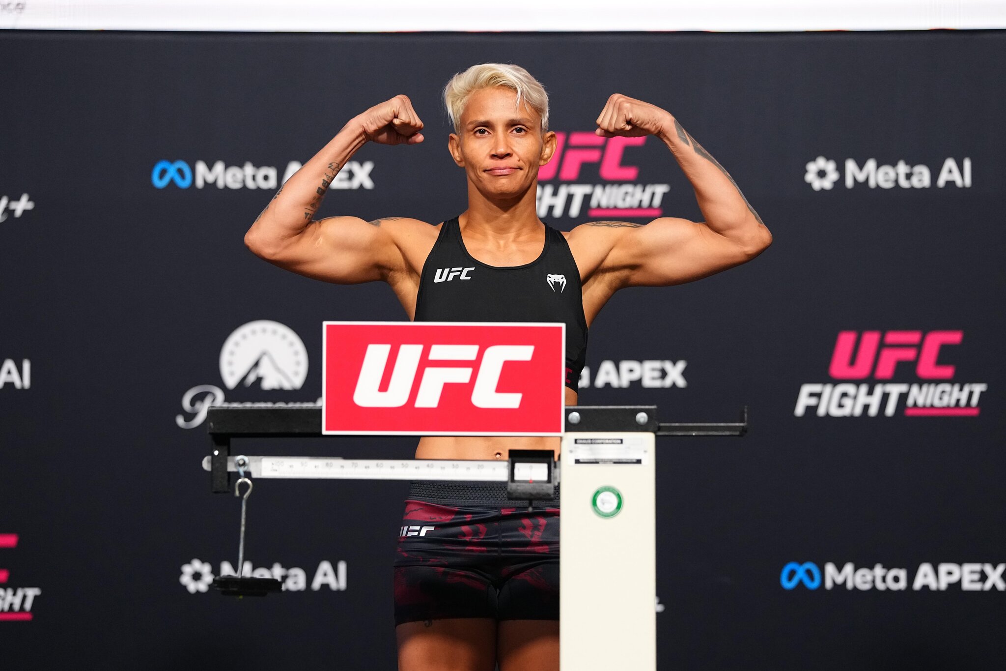 UFC Vegas 120 weigh-in results: Former title challenger takes 3 tries to make weight