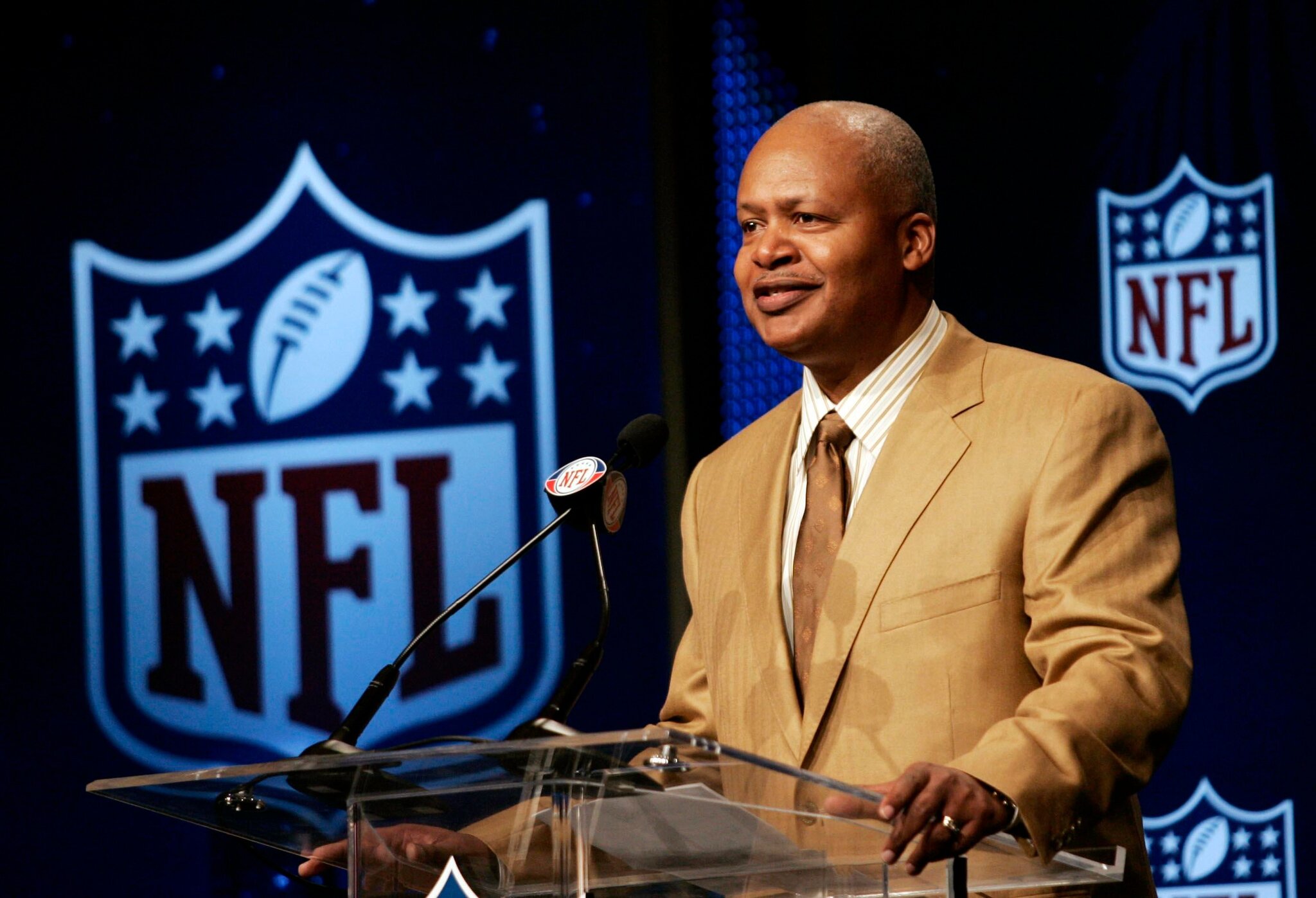 Former 2-time NFL head coach visits Virginia Tech’s fall camp