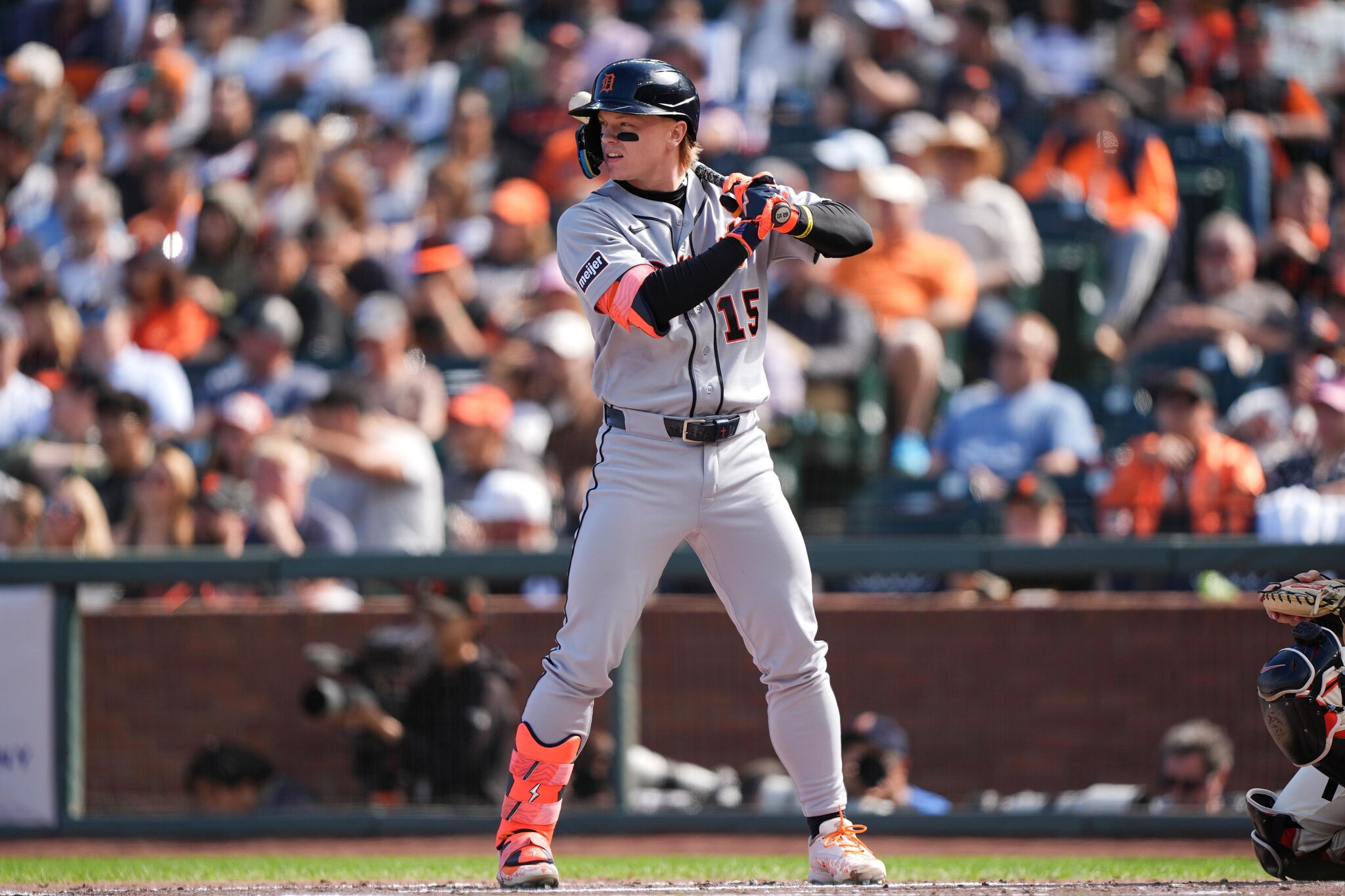 Tigers break things wide open in wild seventh inning for a win