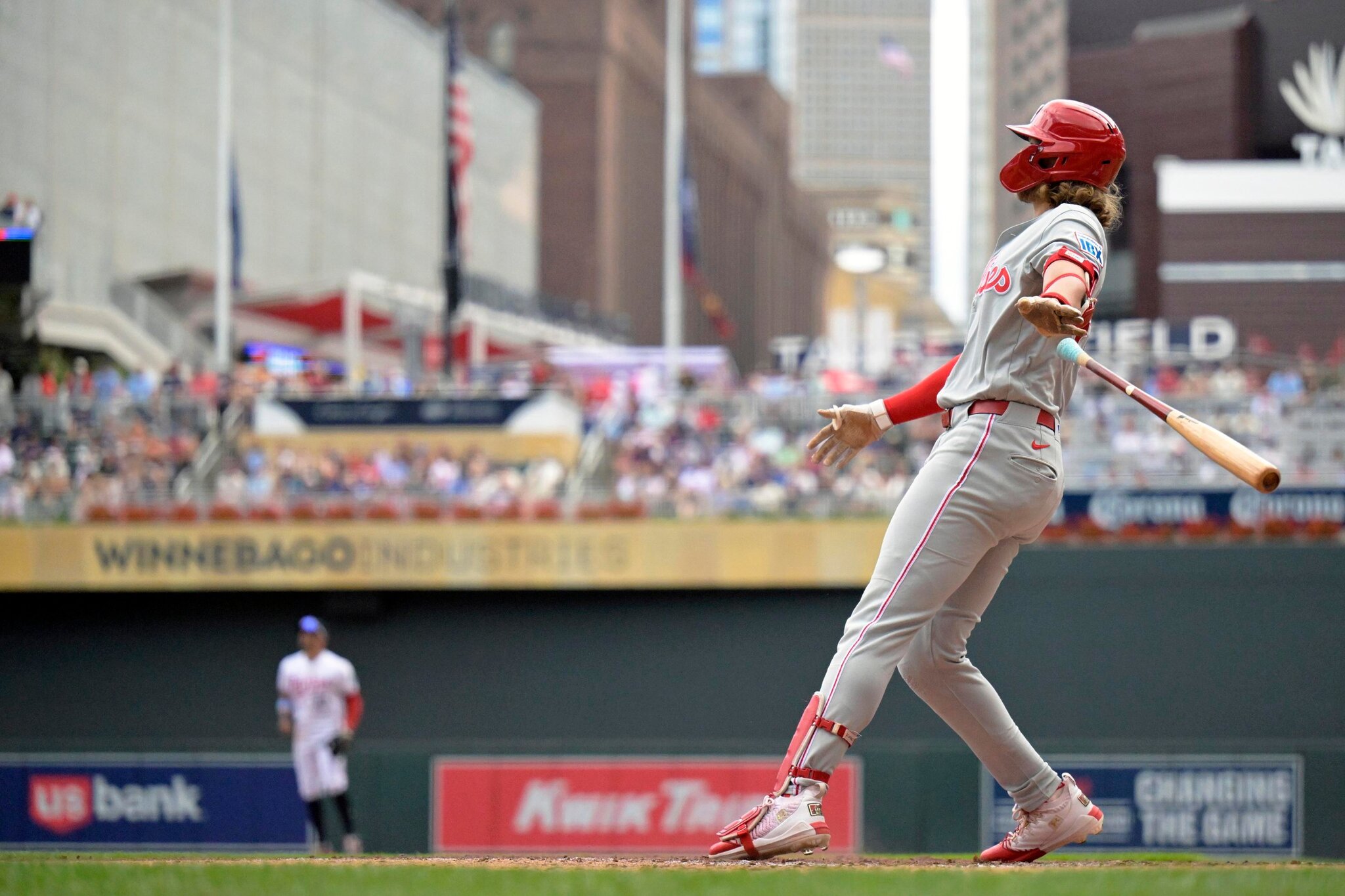 How sweep it is: Phillies 7, Twins 5
