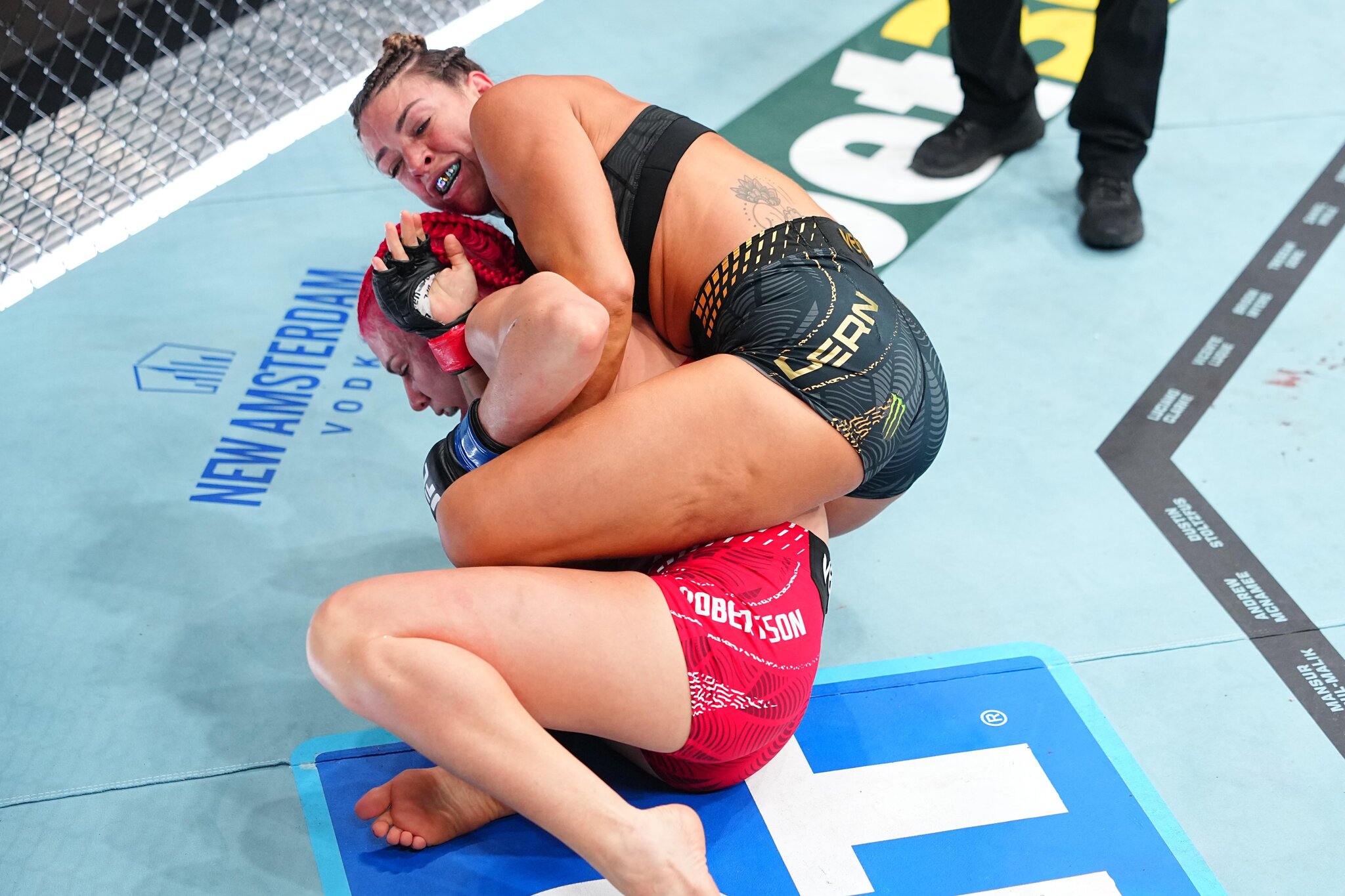 Mackenzie Dern outgrapples Gillian Robertson to win lackluster title fight in UFC 330 co-main event