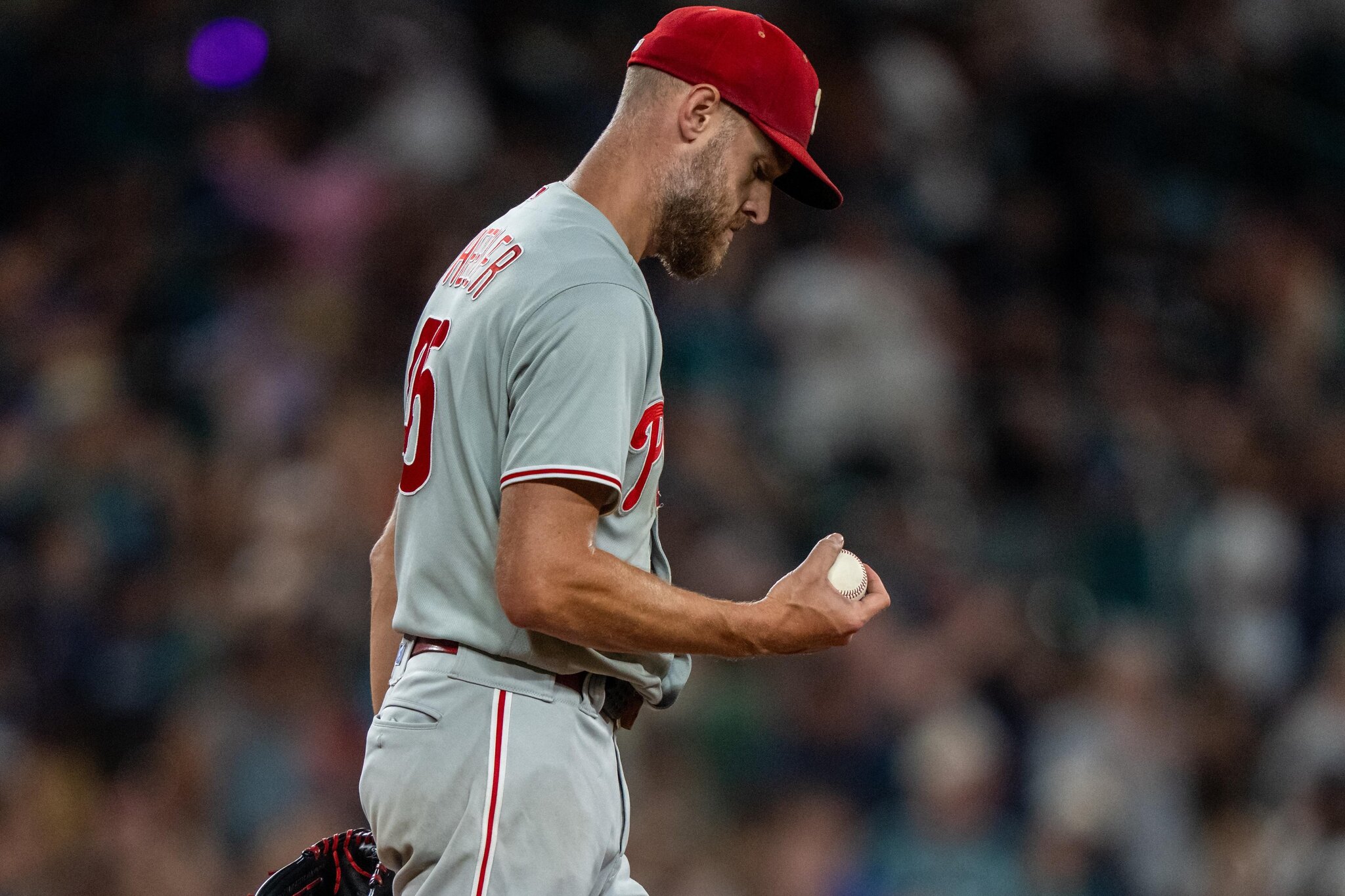 West coast wobble: Mariners 9, Phillies 2