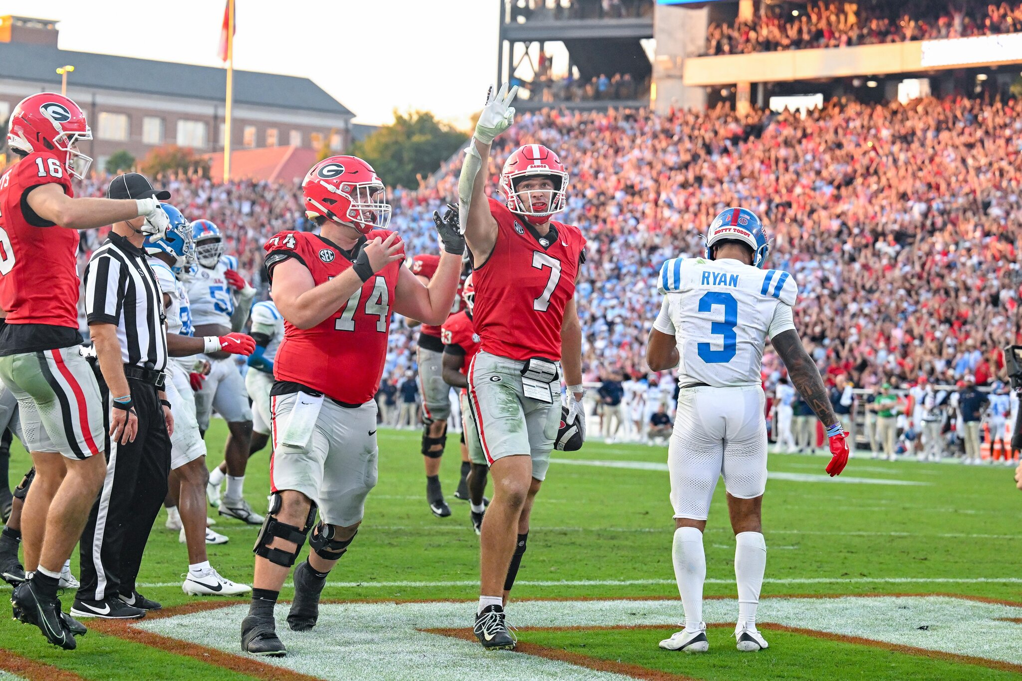 Position Preview: Georgia feels Luckie at the Tight End position