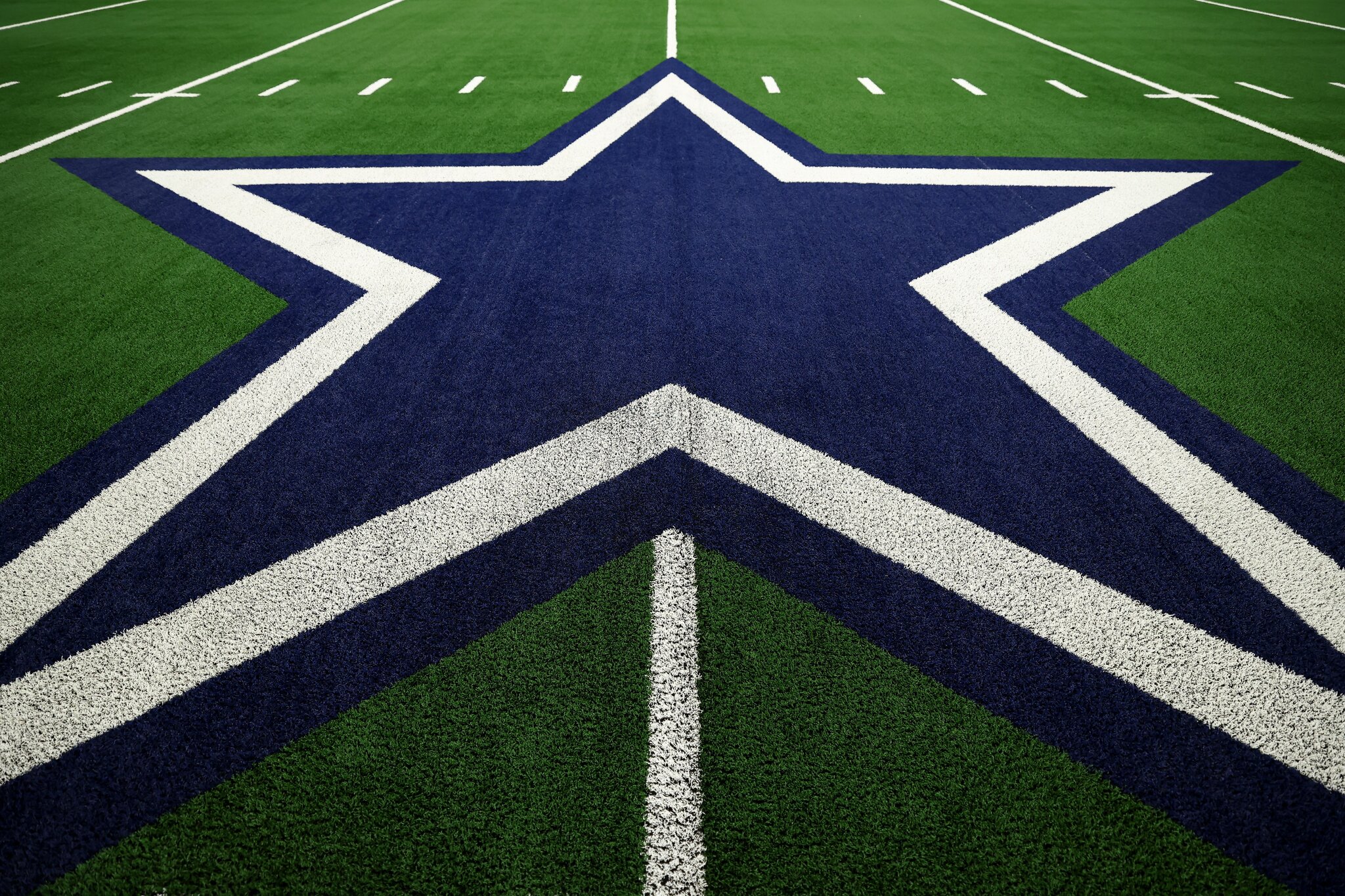 Be prepared for the preseason with our Dallas Cowboys roster