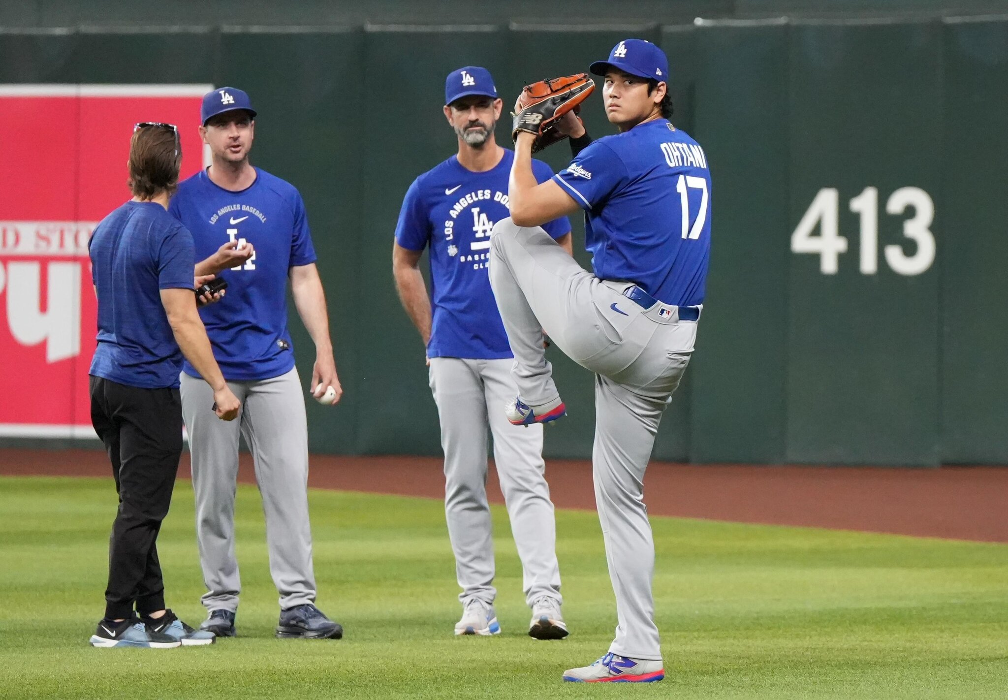 Dodgers notes: Shohei Ohtani, Yoshinobu Yamamoto, Roki Sasaki