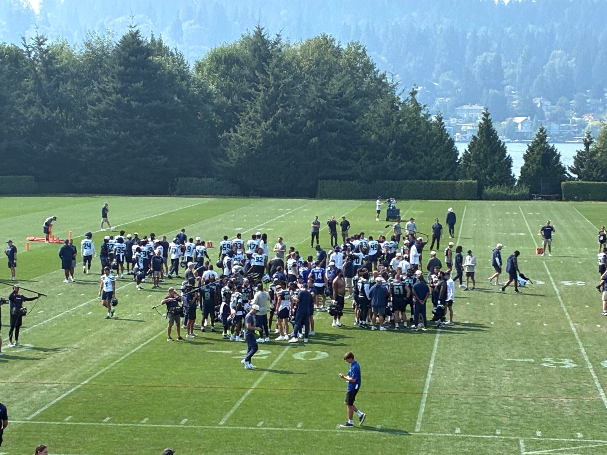 Seahawks training camp, Day 10: Live reaction and analysis with Corbin Smith