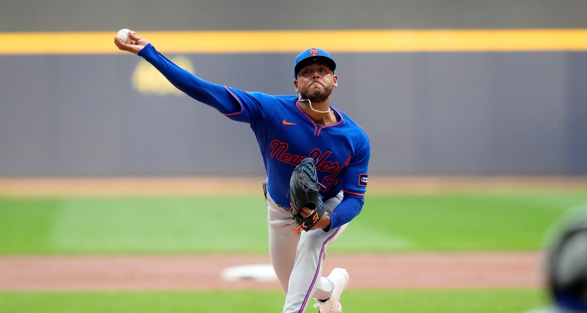 Mets discussed Freddy Peralta trade with White Sox