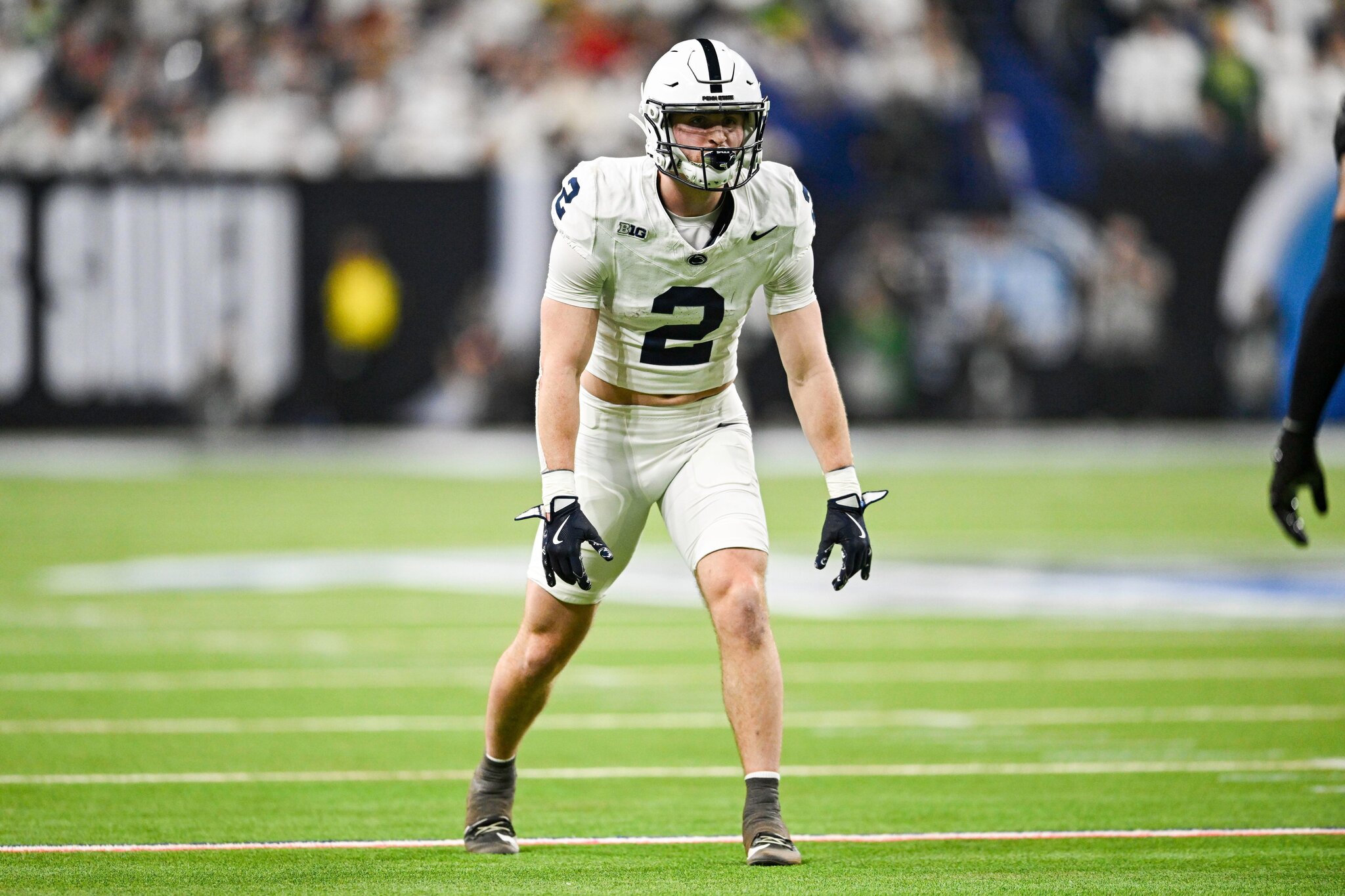 Colts sign former 4x Academic All-Big Ten UDFA rookie WR after workout