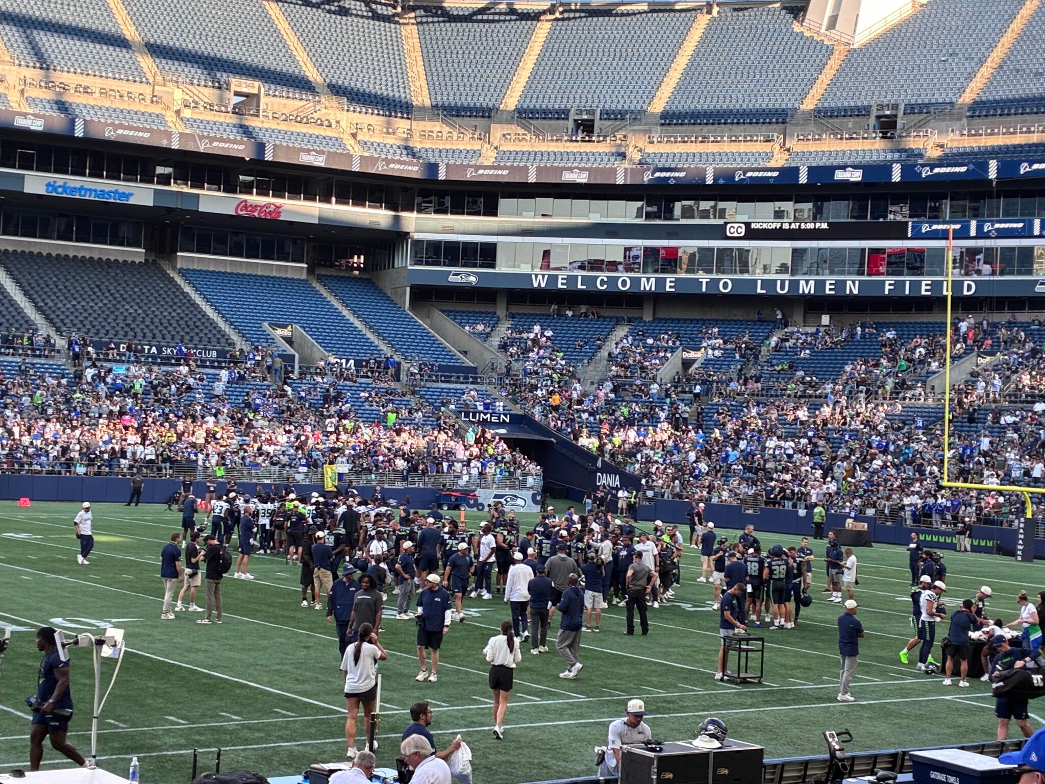 Seahawks Football Fest 2026 recap: All aboard the Rylie Mills hype train