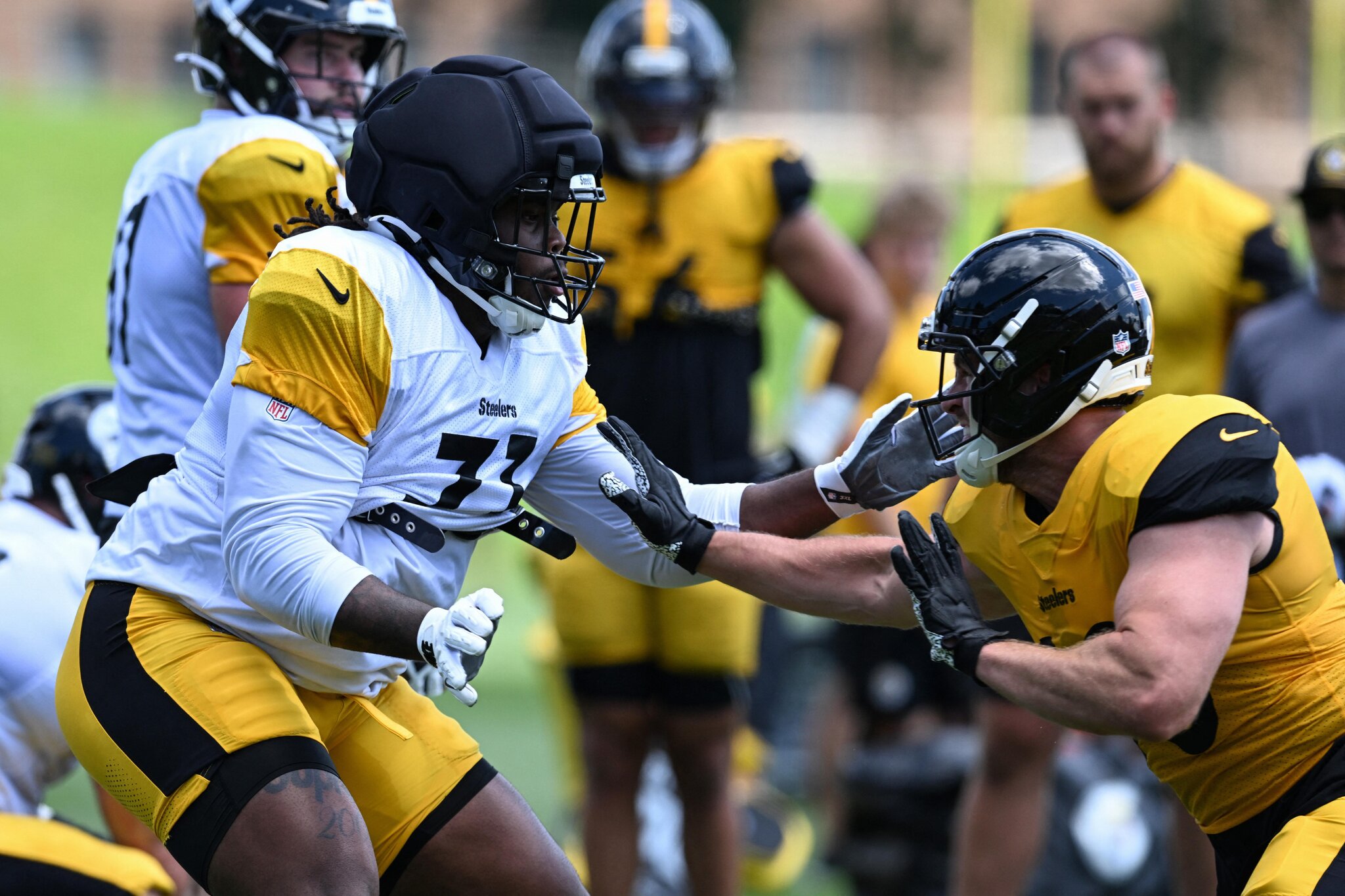 Steelers training camp: Max Iheanachor highlights physical day of practice