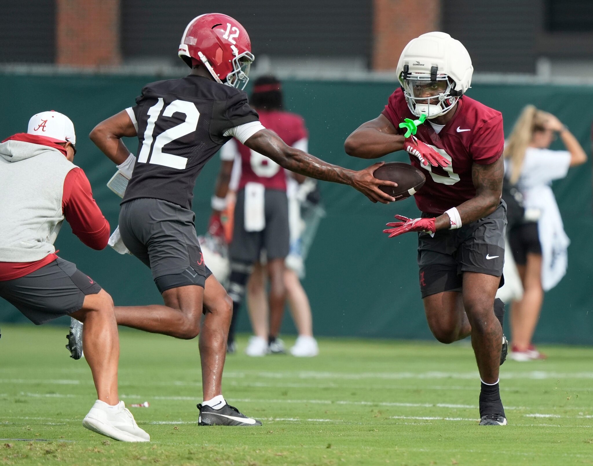 Jumbo Package: QB, RB notes from first fall scrimmage