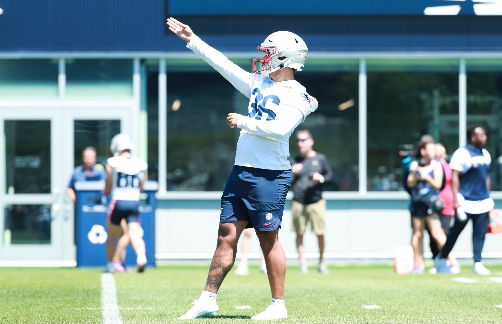 7 performances of note from the Patriots’ 15th training camp practice
