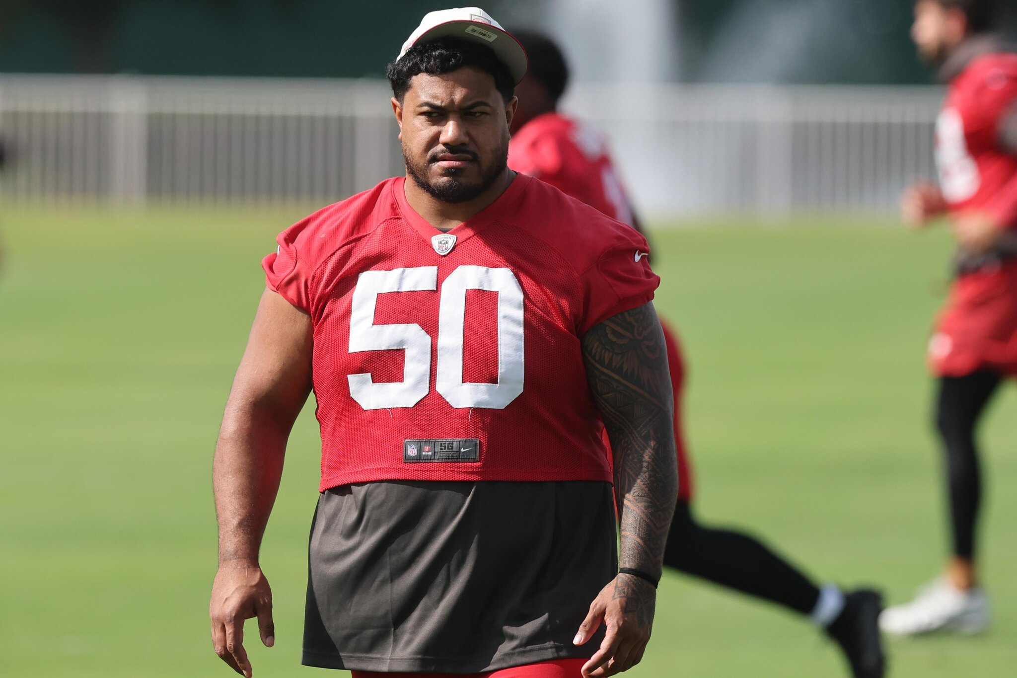 Should the Raiders trade for Vita Vea