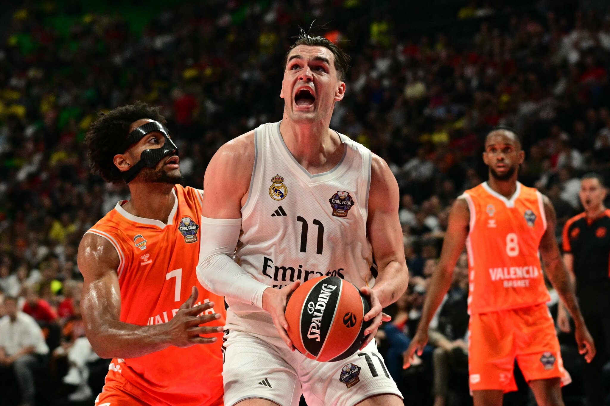 Cavs hit roadblock in signing Mario Hezonja