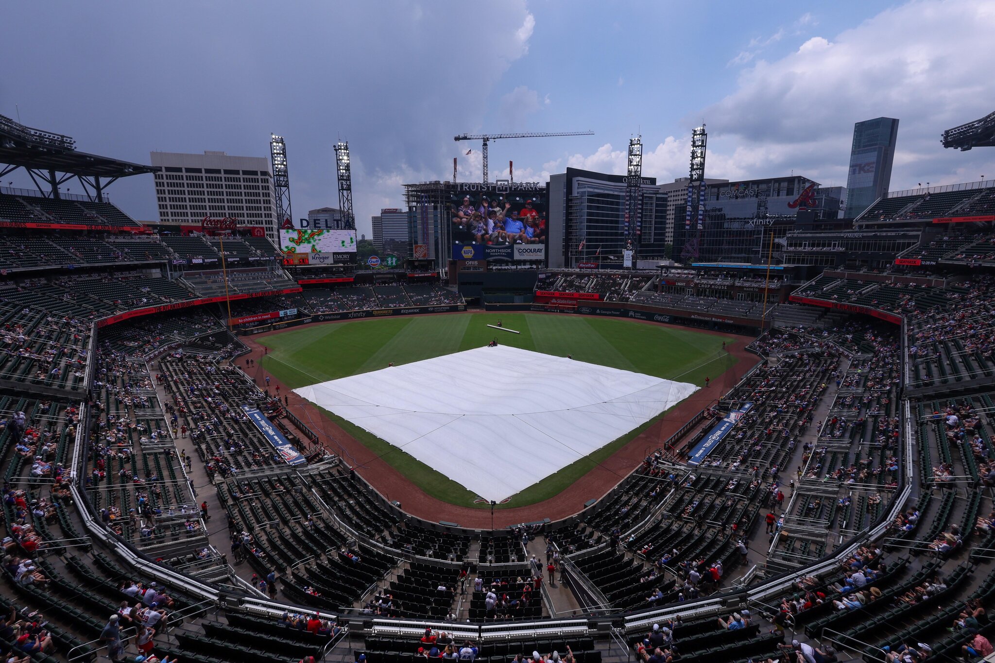 Braves vs. Marlins rain delay chat and discussion