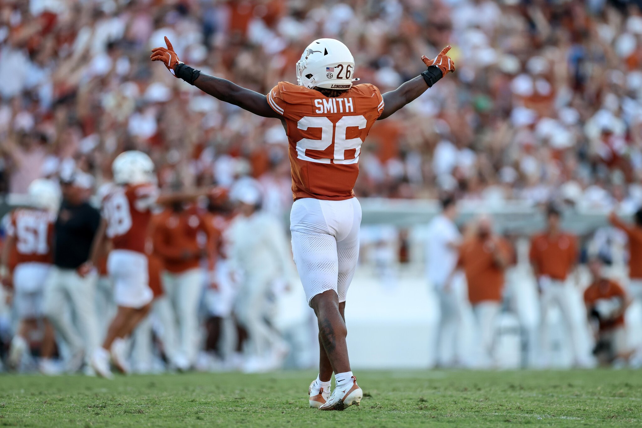 Texas LB Ty’Anthony Smith did not participate in Saturday’s scrimmage