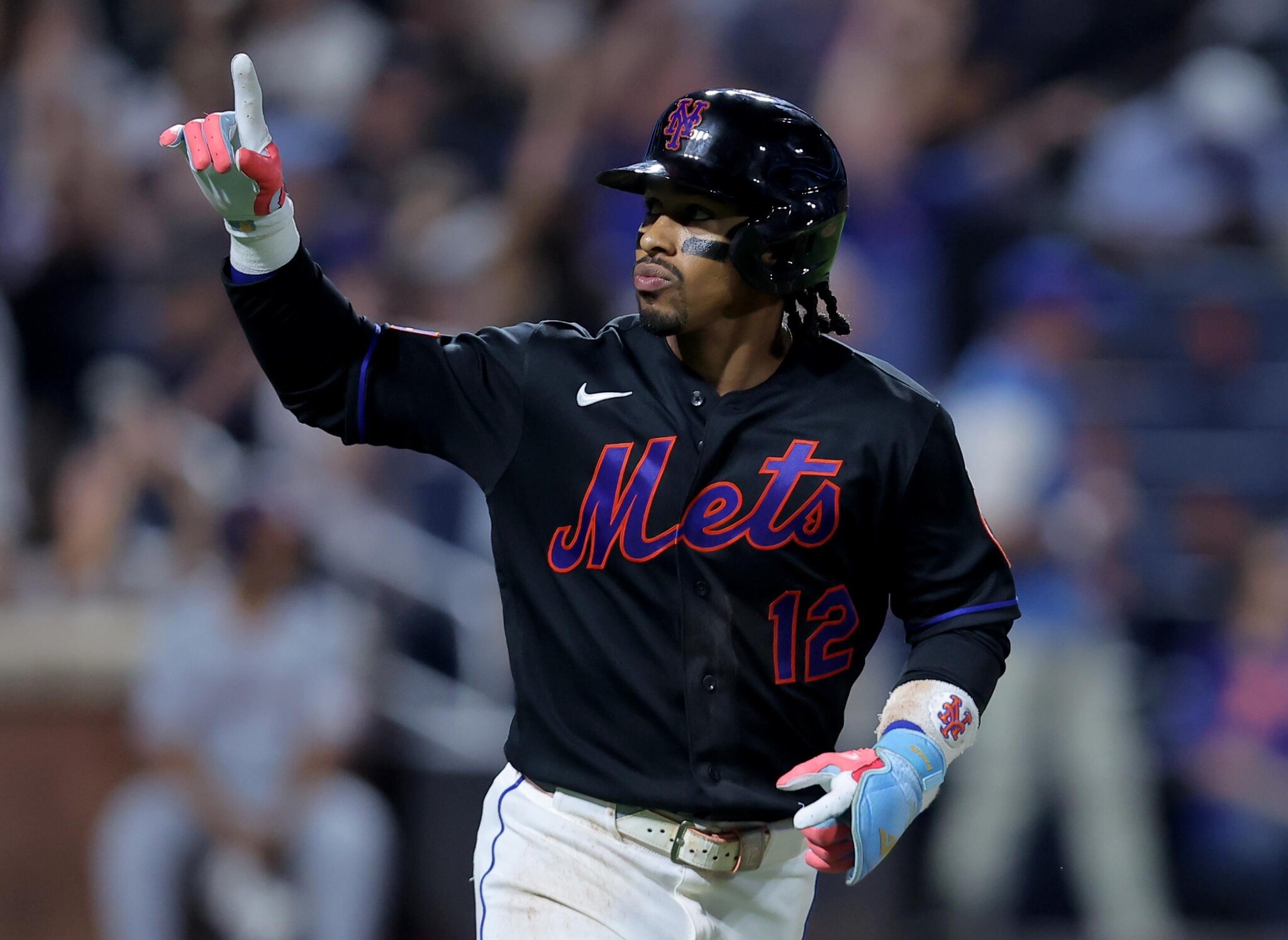 Mets defeat Nationals in series opener