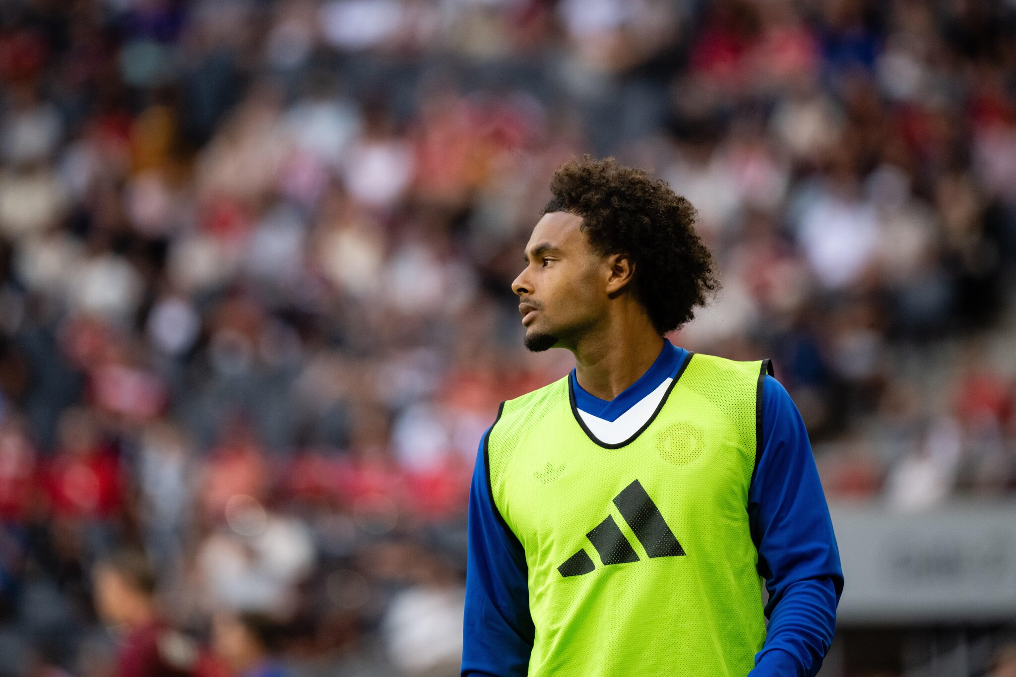 Report: Manchester United open to negotiations over Zirkzee