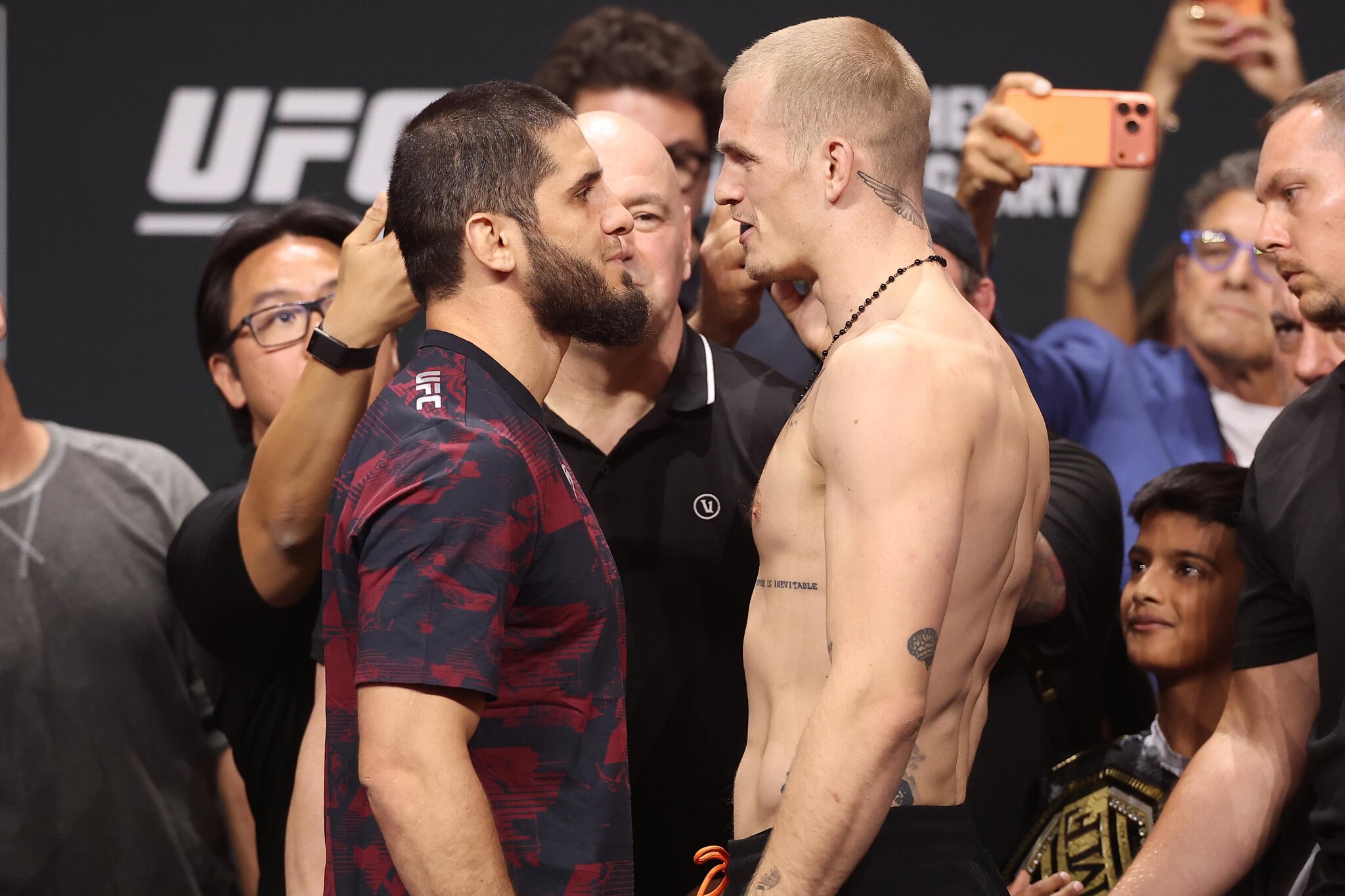 Islam Makhachev, Ian Machado Garry trade words at final faceoff before UFC 330