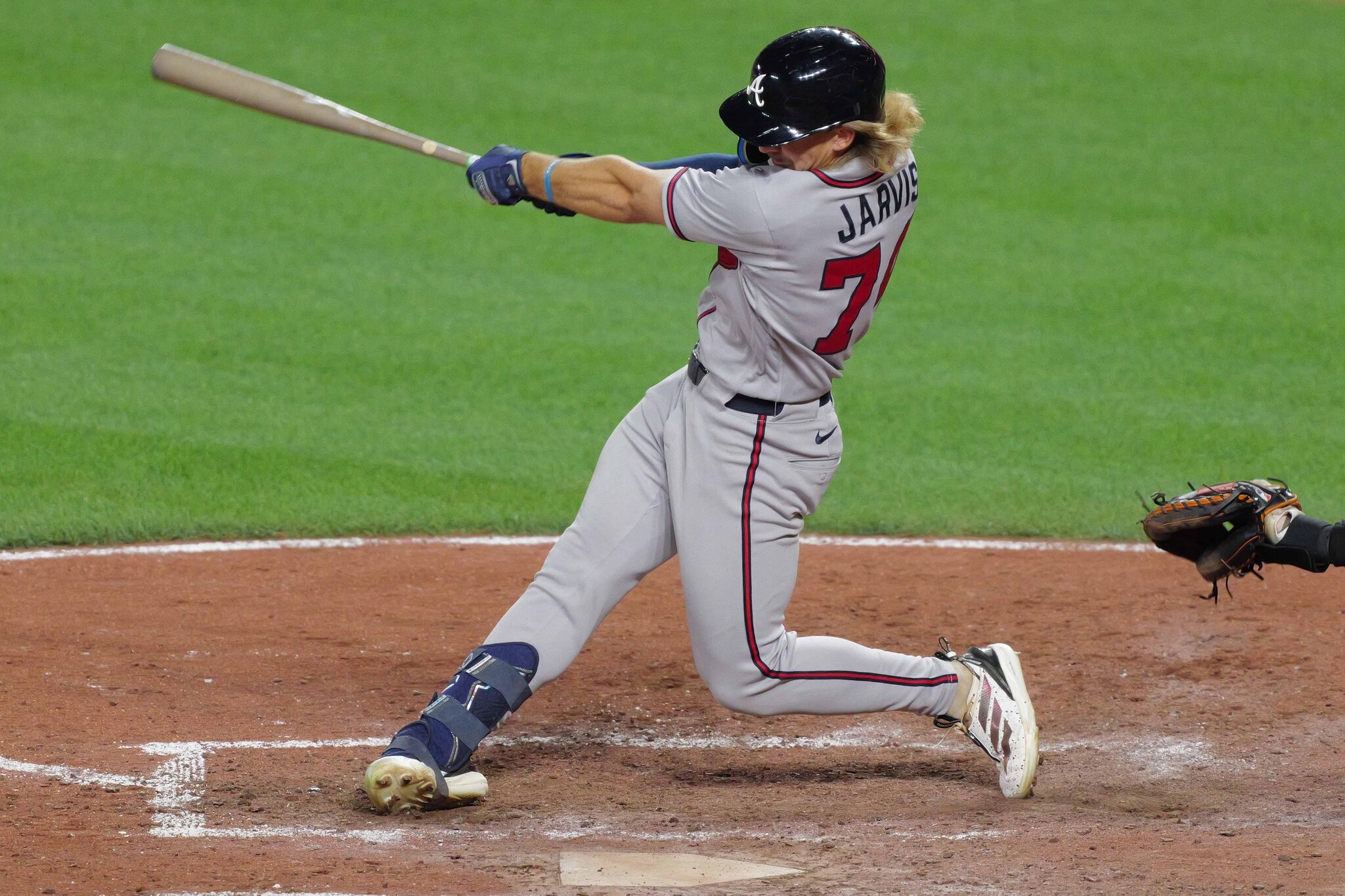 Jim Jarvis remains in starting lineup as Braves face off against Orioles