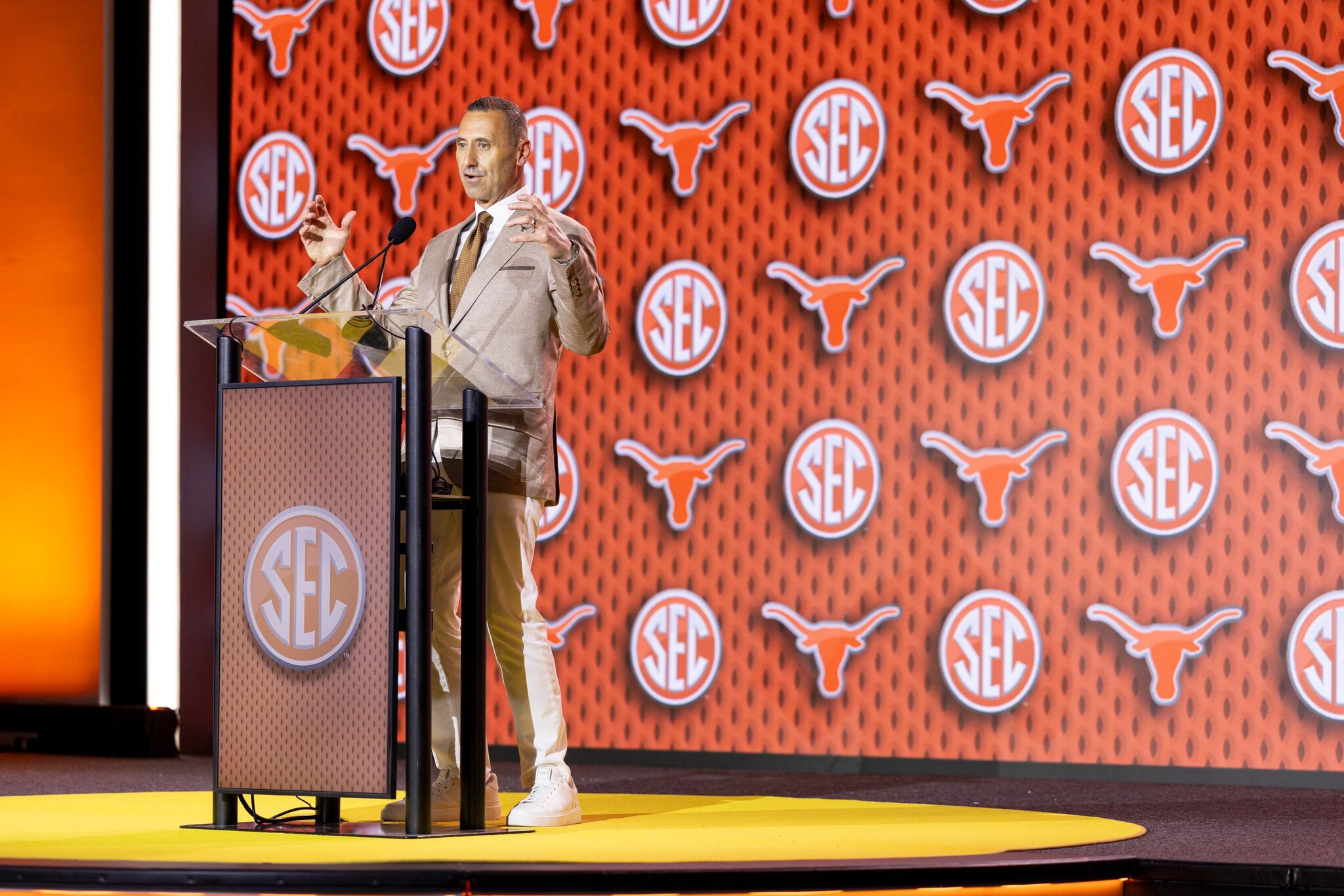 Longhorns Daily News: SEC names 11 Texas football players to preseason all-conference ranks